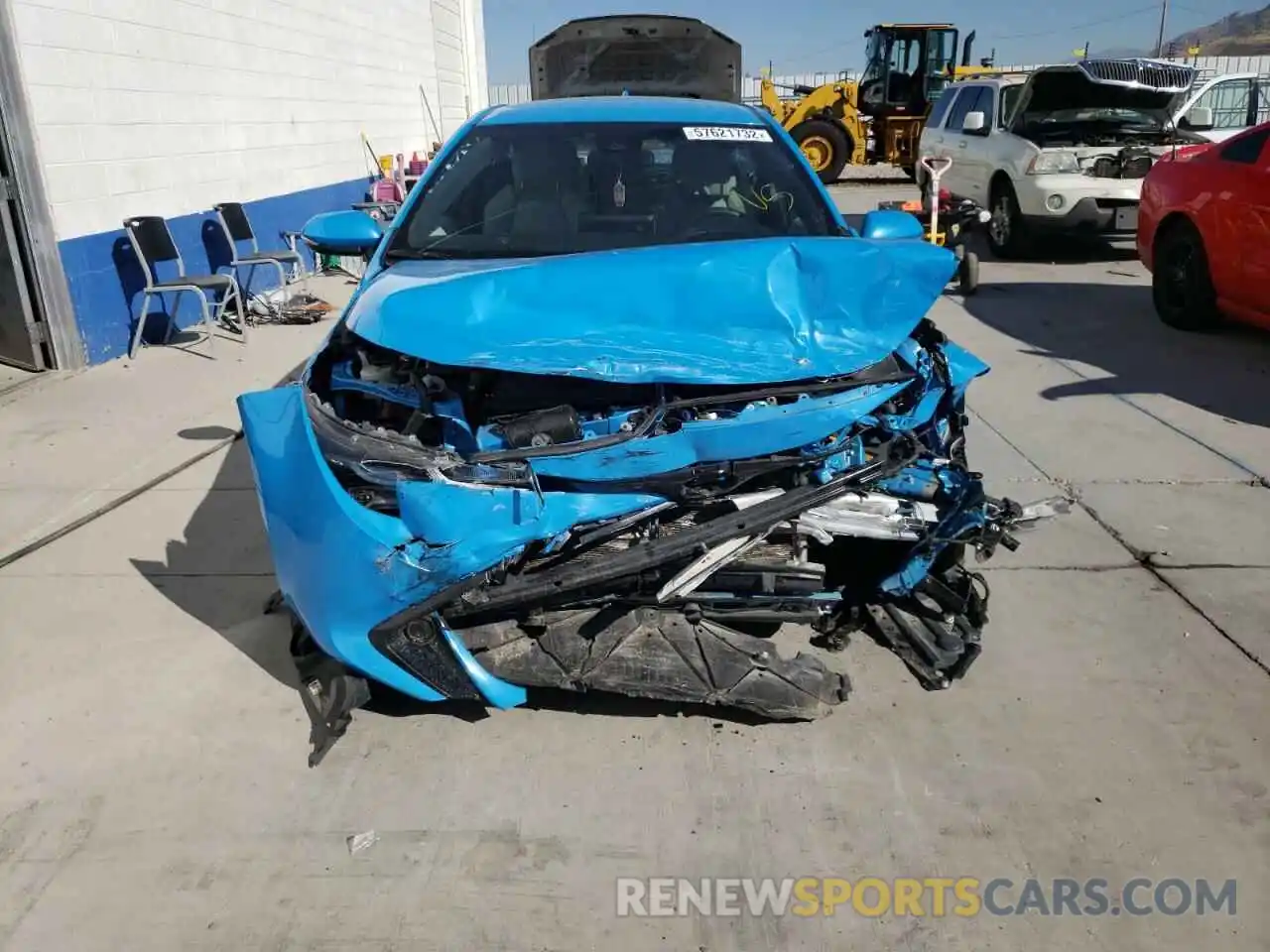 9 Photograph of a damaged car JTND4RBE4L3083224 TOYOTA COROLLA 2020