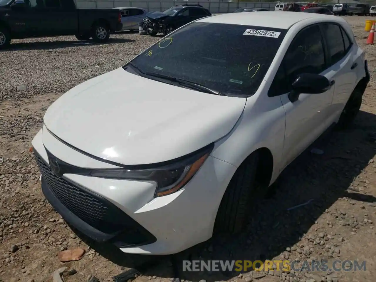 2 Photograph of a damaged car JTND4RBE4L3090299 TOYOTA COROLLA 2020