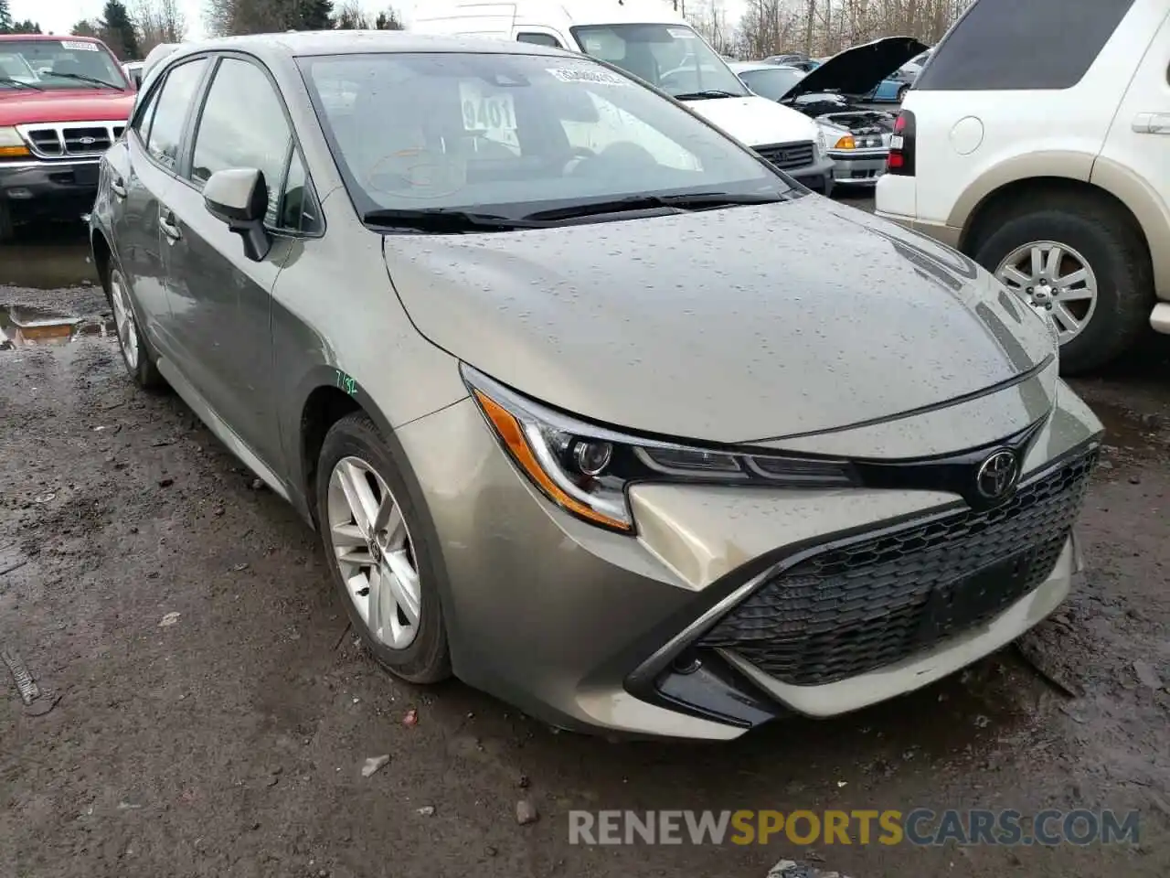 1 Photograph of a damaged car JTND4RBE4L3092358 TOYOTA COROLLA 2020