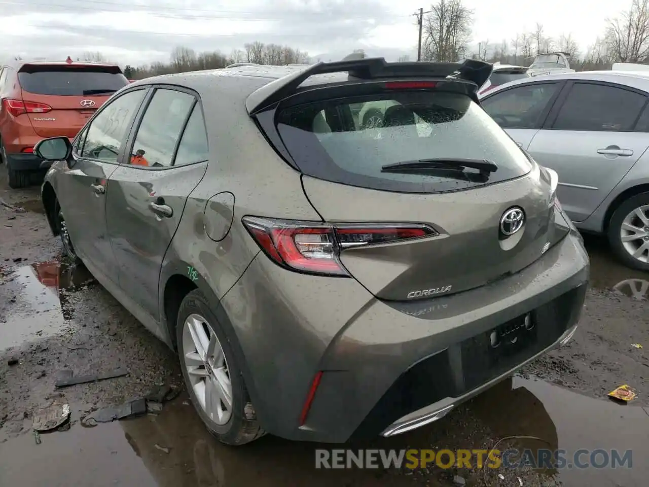 3 Photograph of a damaged car JTND4RBE4L3092358 TOYOTA COROLLA 2020