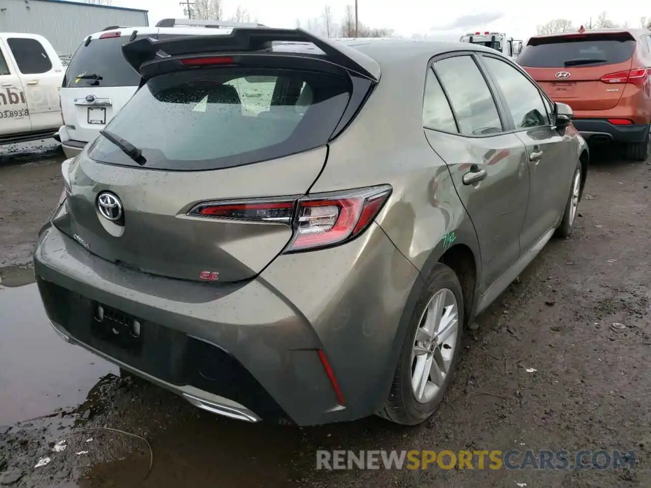 4 Photograph of a damaged car JTND4RBE4L3092358 TOYOTA COROLLA 2020