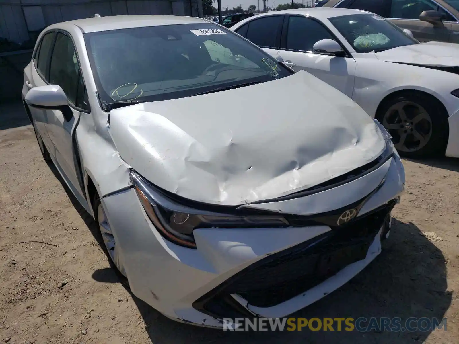 1 Photograph of a damaged car JTND4RBE5L3092109 TOYOTA COROLLA 2020