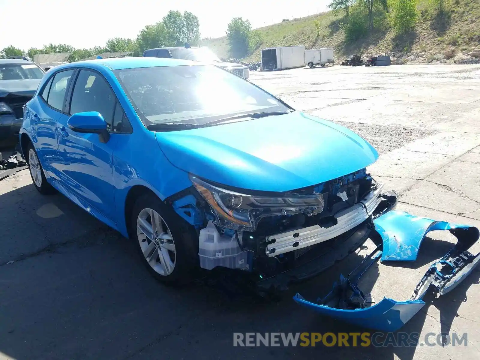 1 Photograph of a damaged car JTND4RBE6L3076906 TOYOTA COROLLA 2020