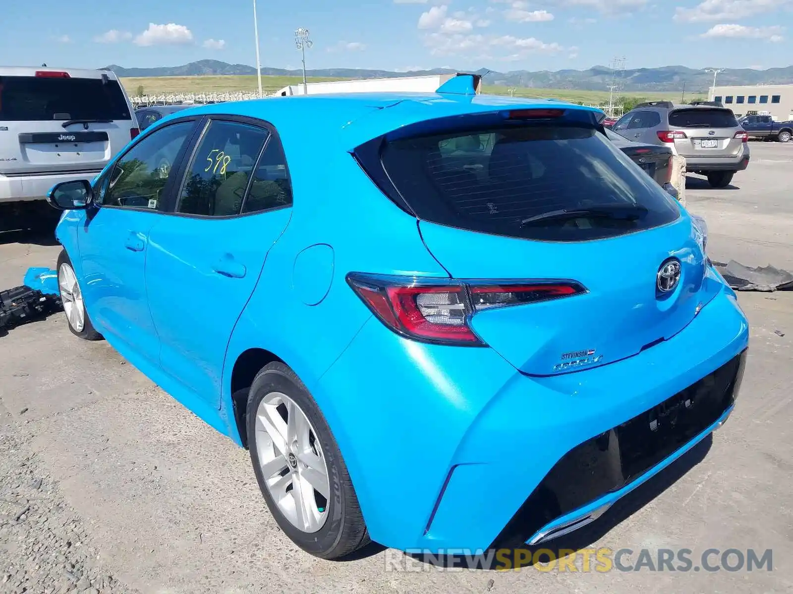 3 Photograph of a damaged car JTND4RBE6L3076906 TOYOTA COROLLA 2020