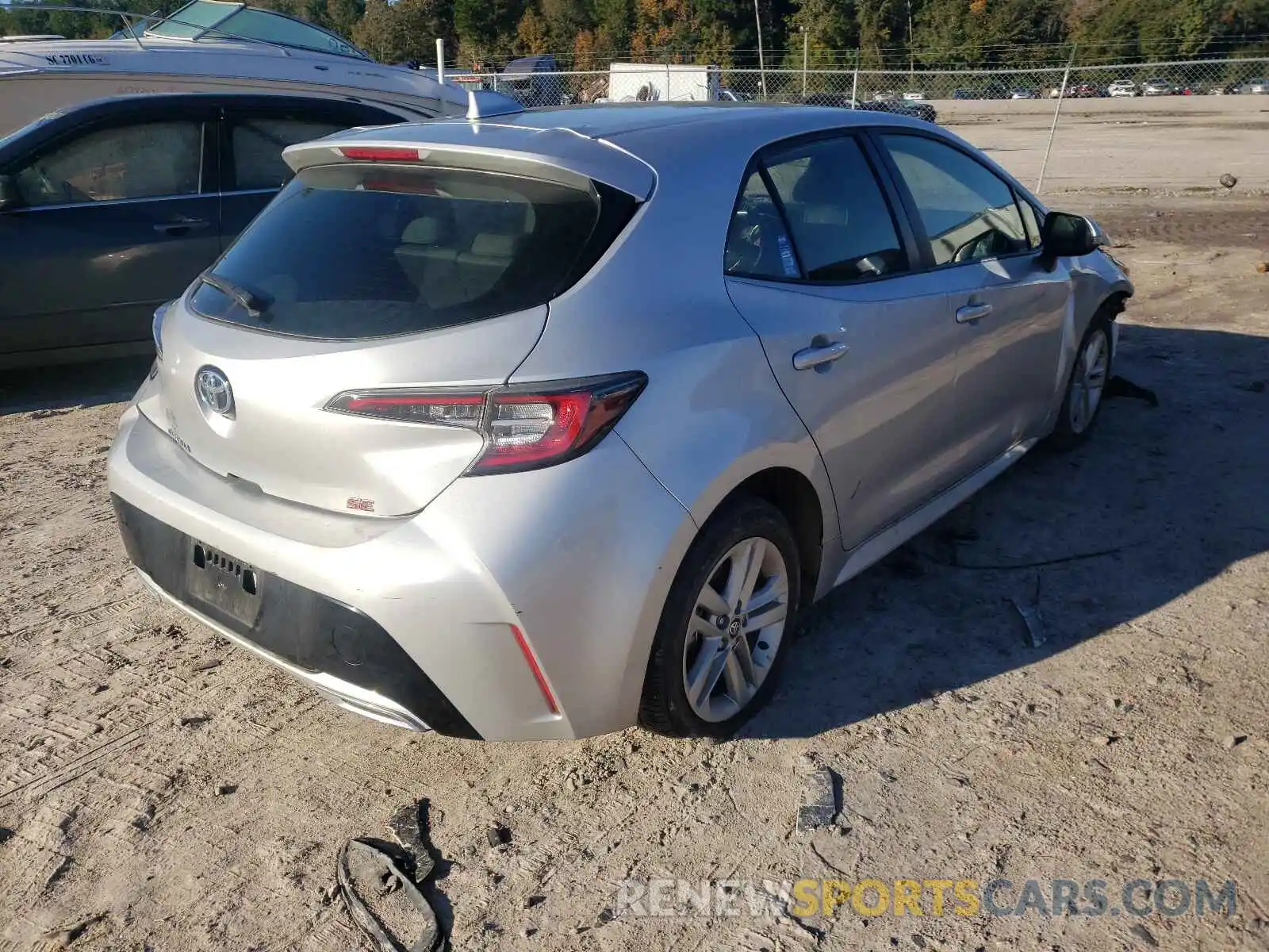 4 Photograph of a damaged car JTND4RBE6L3096248 TOYOTA COROLLA 2020