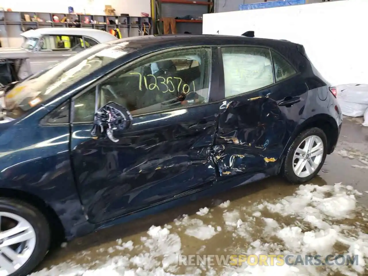 10 Photograph of a damaged car JTND4RBE6L3096959 TOYOTA COROLLA 2020