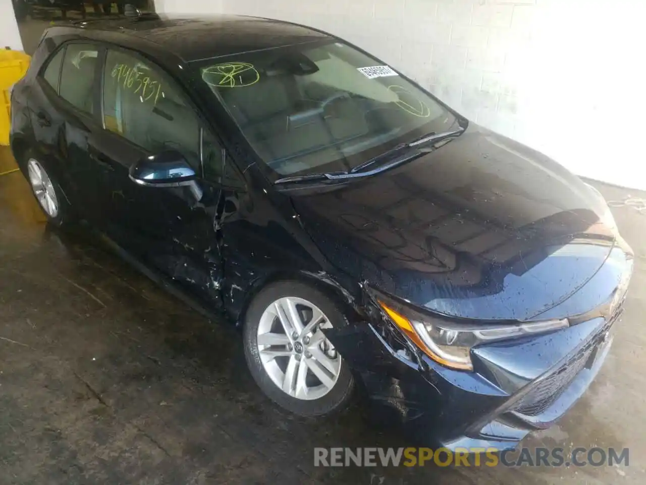 1 Photograph of a damaged car JTND4RBE7L3082844 TOYOTA COROLLA 2020