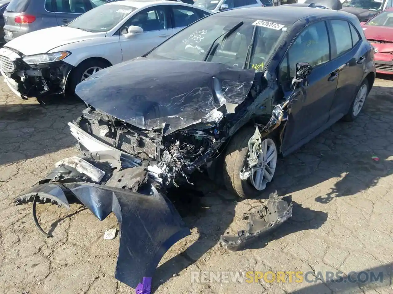 2 Photograph of a damaged car JTND4RBE8L3089933 TOYOTA COROLLA 2020