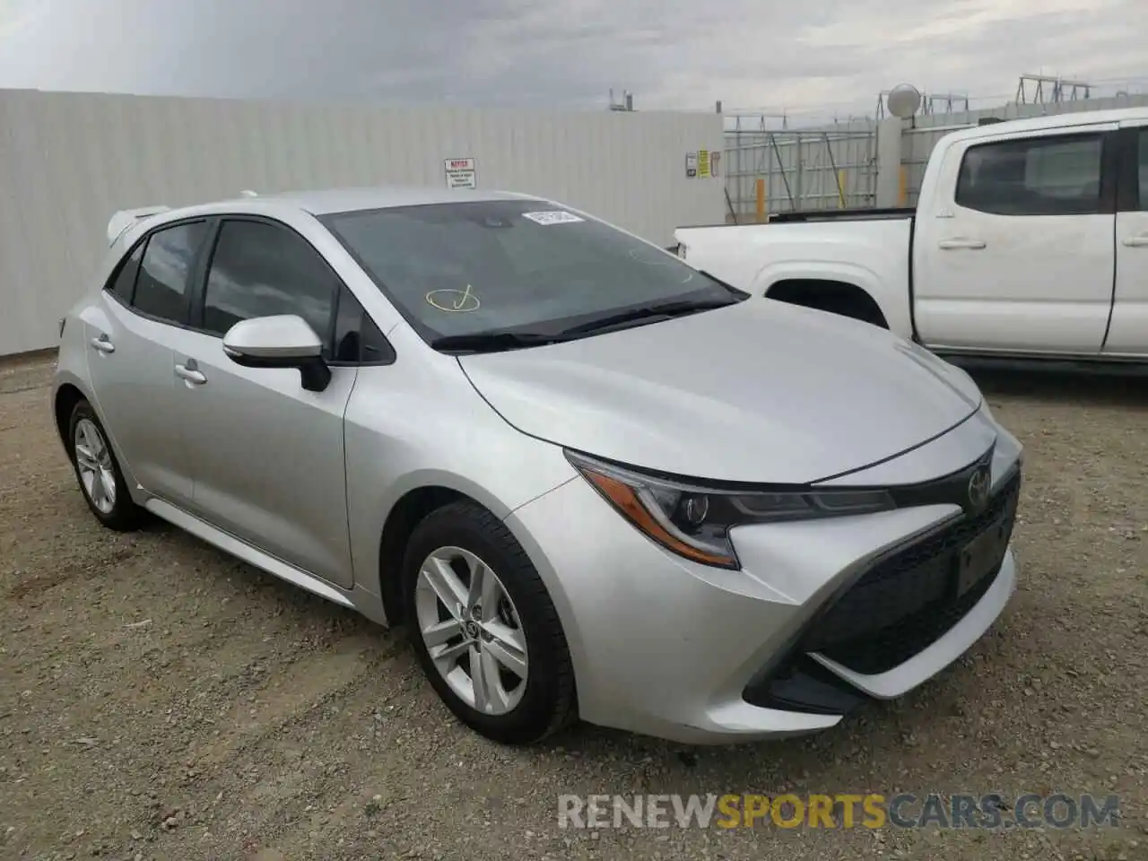 1 Photograph of a damaged car JTND4RBE8L3095151 TOYOTA COROLLA 2020