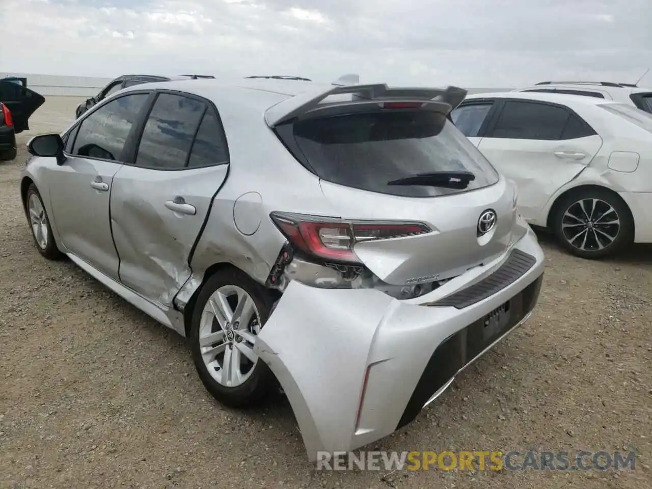 3 Photograph of a damaged car JTND4RBE8L3095151 TOYOTA COROLLA 2020