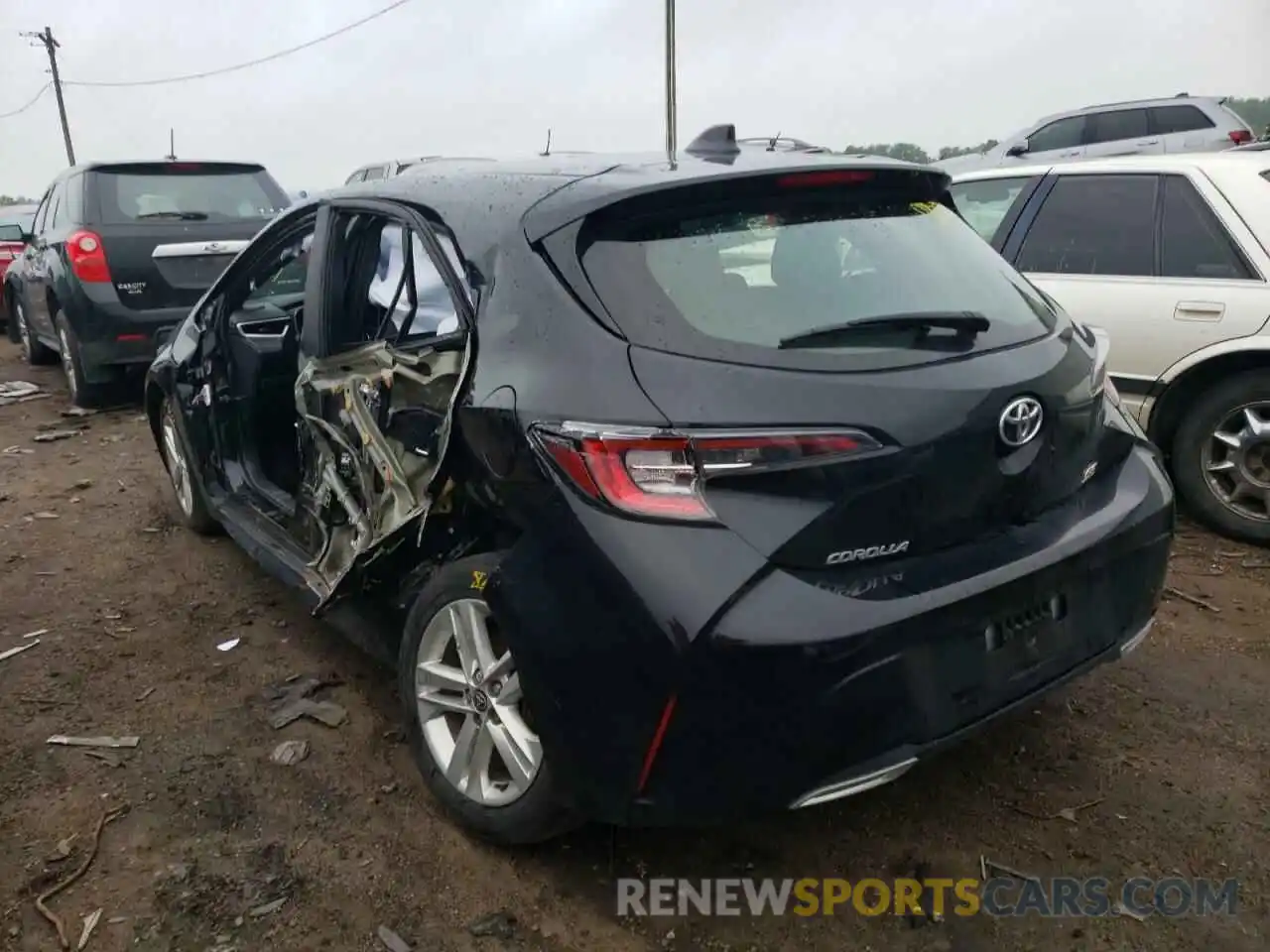 3 Photograph of a damaged car JTND4RBE8L3095828 TOYOTA COROLLA 2020