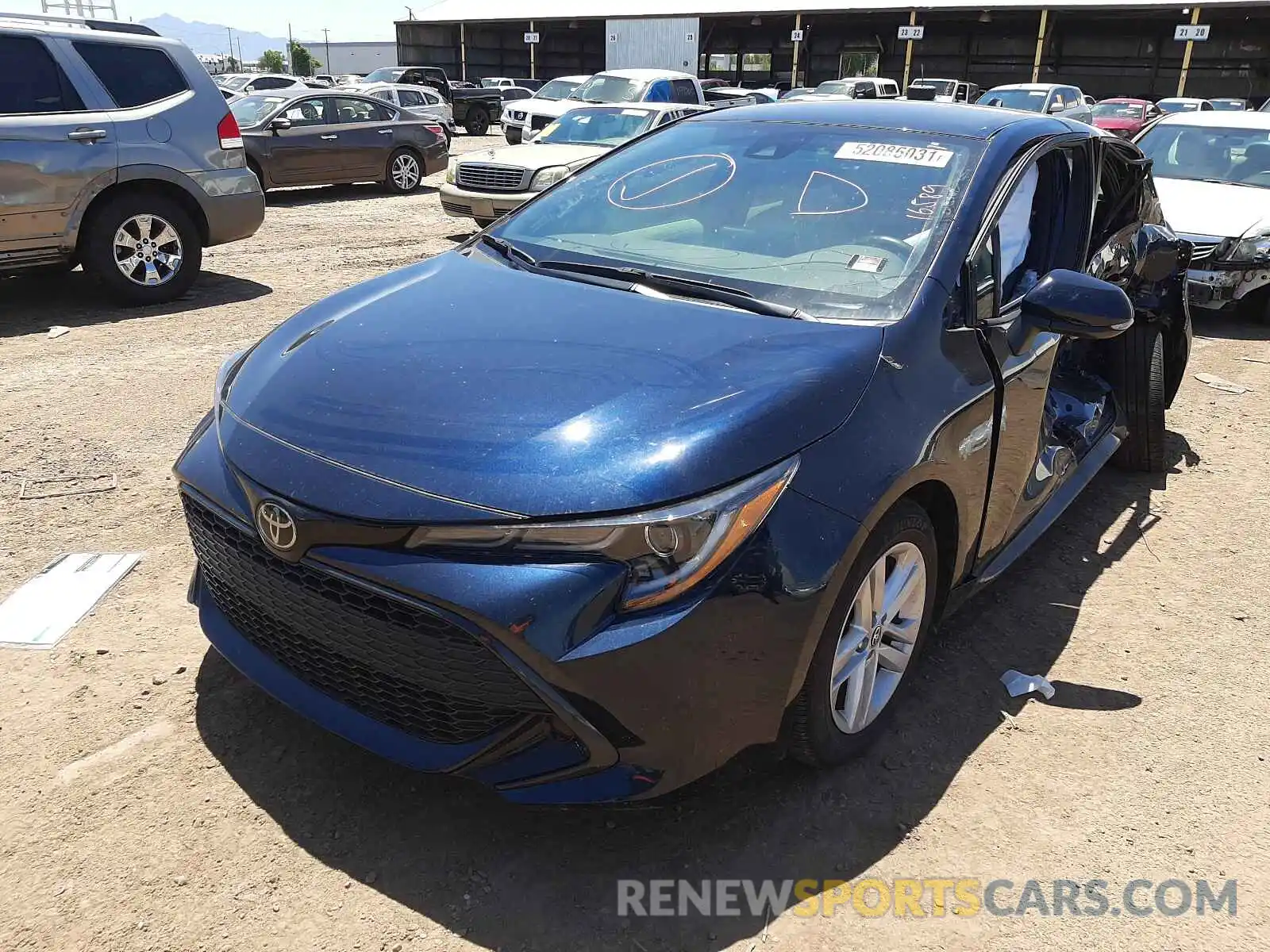 2 Photograph of a damaged car JTND4RBE8L3101188 TOYOTA COROLLA 2020