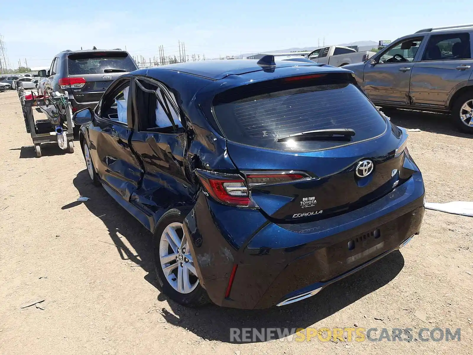 3 Photograph of a damaged car JTND4RBE8L3101188 TOYOTA COROLLA 2020