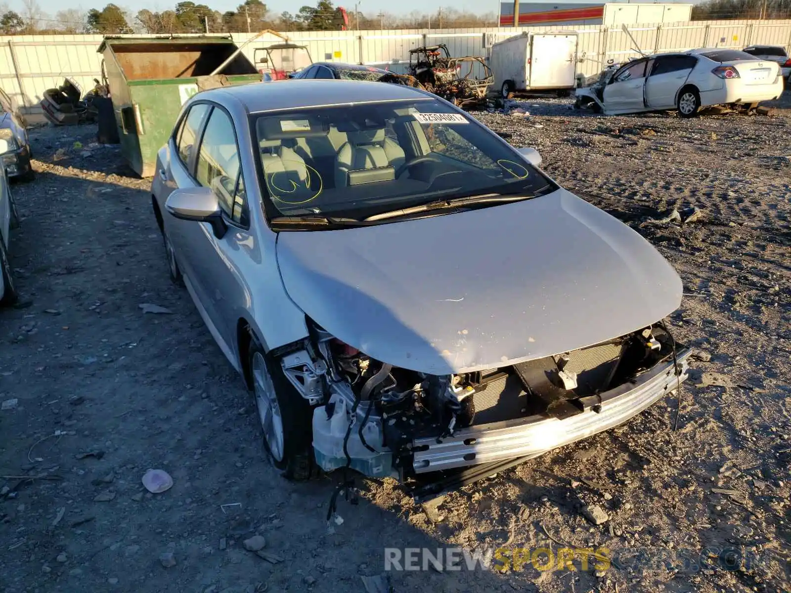 1 Photograph of a damaged car JTND4RBE8L3103717 TOYOTA COROLLA 2020