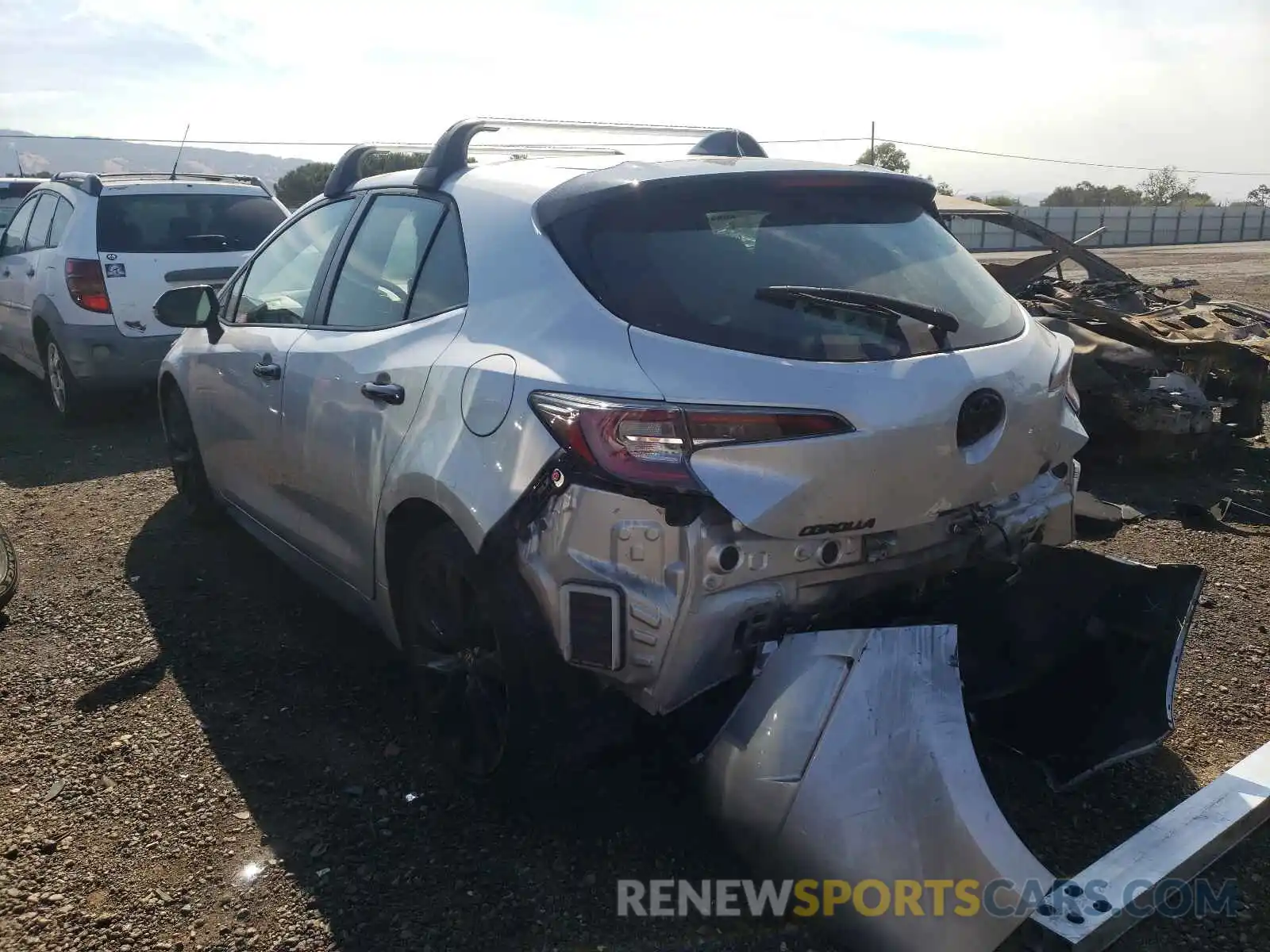 3 Photograph of a damaged car JTND4RBE9L3078908 TOYOTA COROLLA 2020