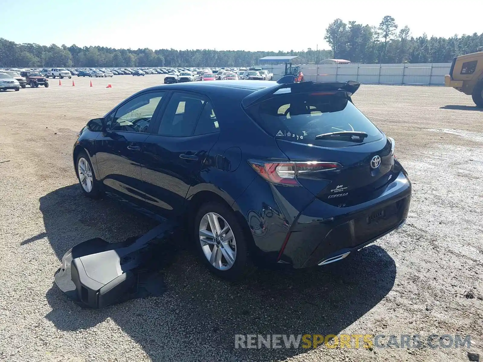 3 Photograph of a damaged car JTND4RBE9L3079069 TOYOTA COROLLA 2020