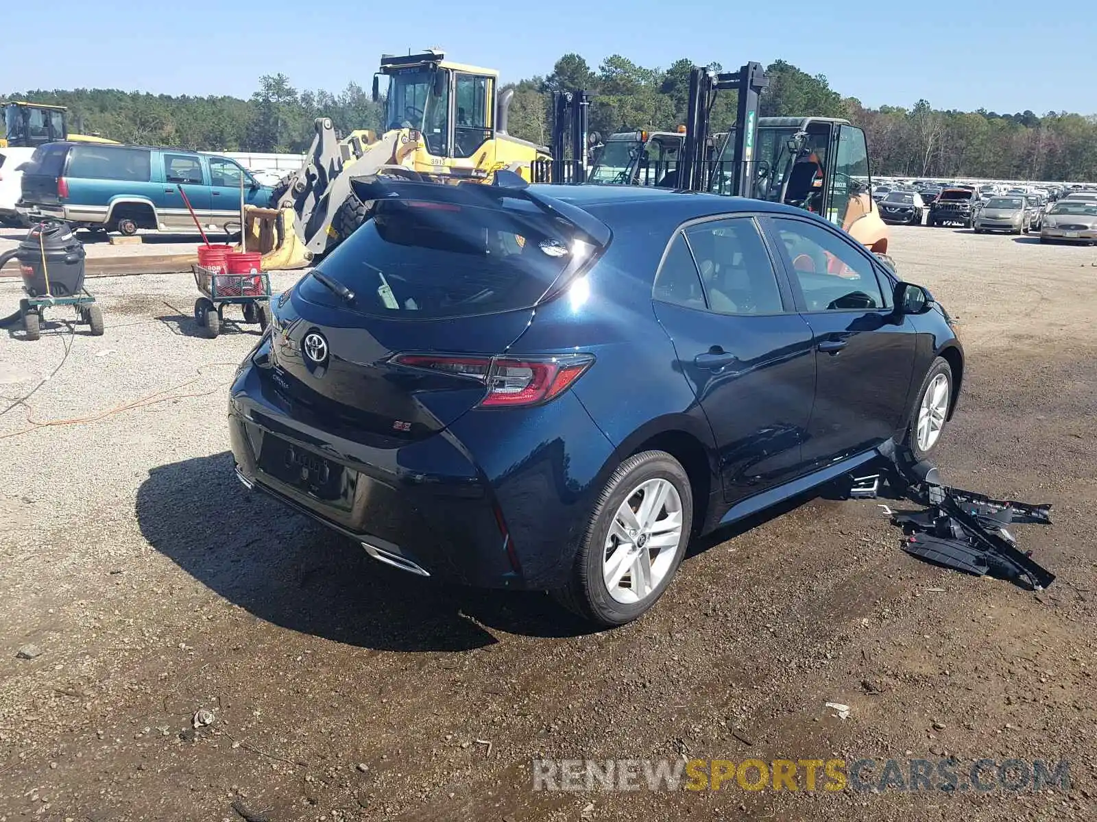 4 Photograph of a damaged car JTND4RBE9L3079069 TOYOTA COROLLA 2020