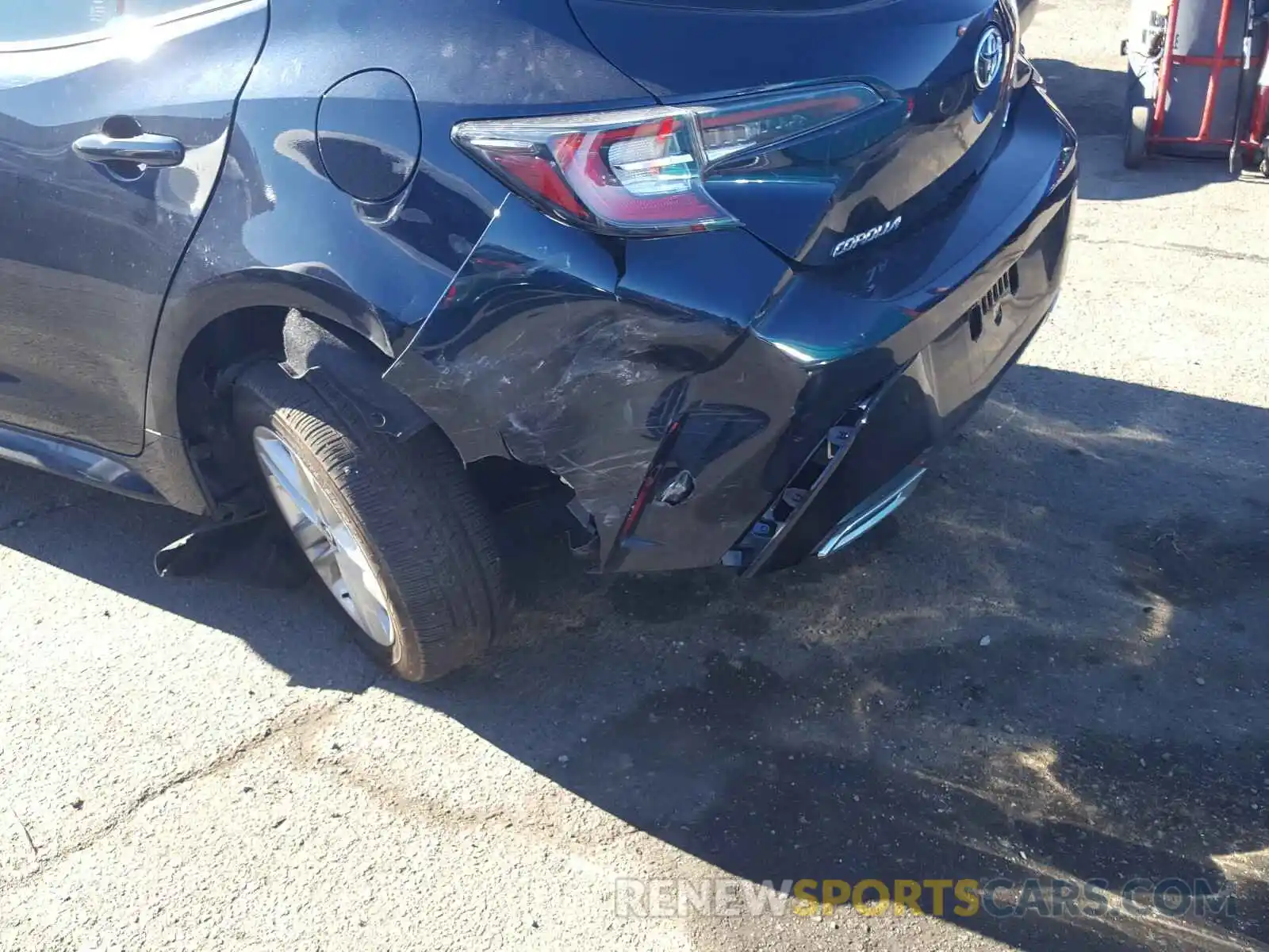 9 Photograph of a damaged car JTND4RBE9L3081307 TOYOTA COROLLA 2020