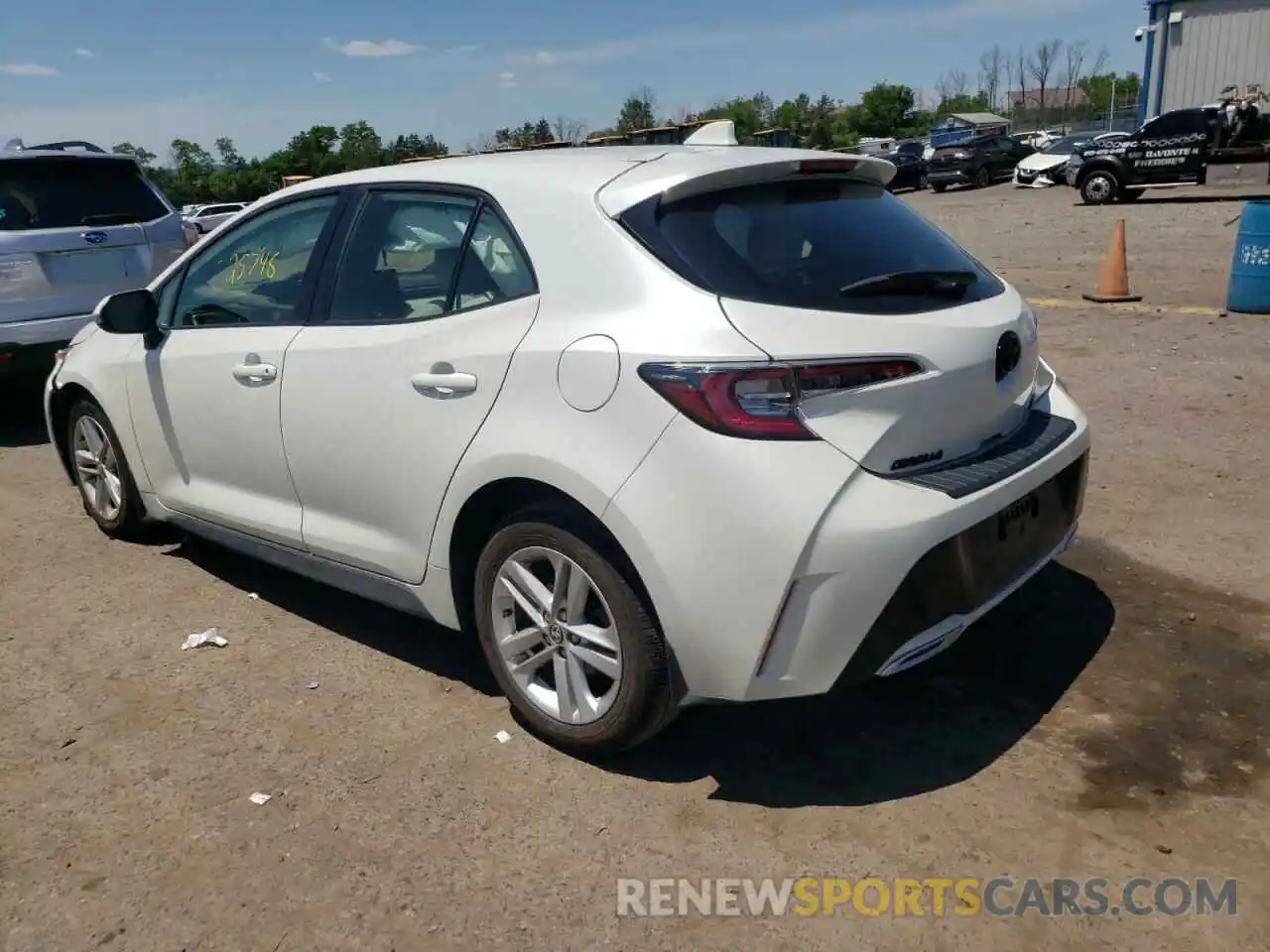 3 Photograph of a damaged car JTND4RBE9L3103063 TOYOTA COROLLA 2020