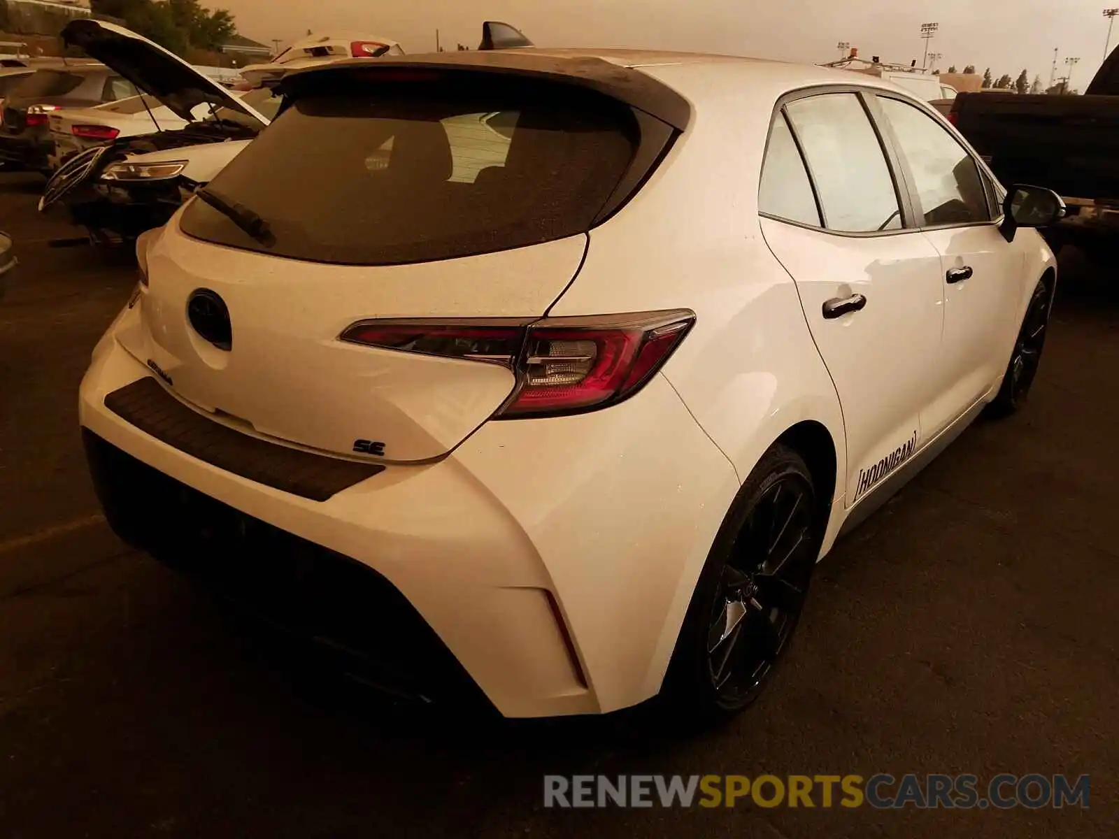 4 Photograph of a damaged car JTND4RBEXL3082529 TOYOTA COROLLA 2020