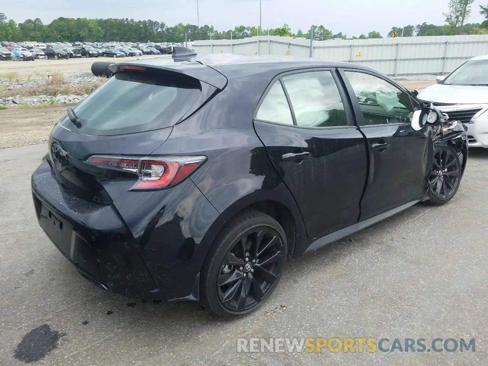 4 Photograph of a damaged car JTND4RBEXL3092297 TOYOTA COROLLA 2020