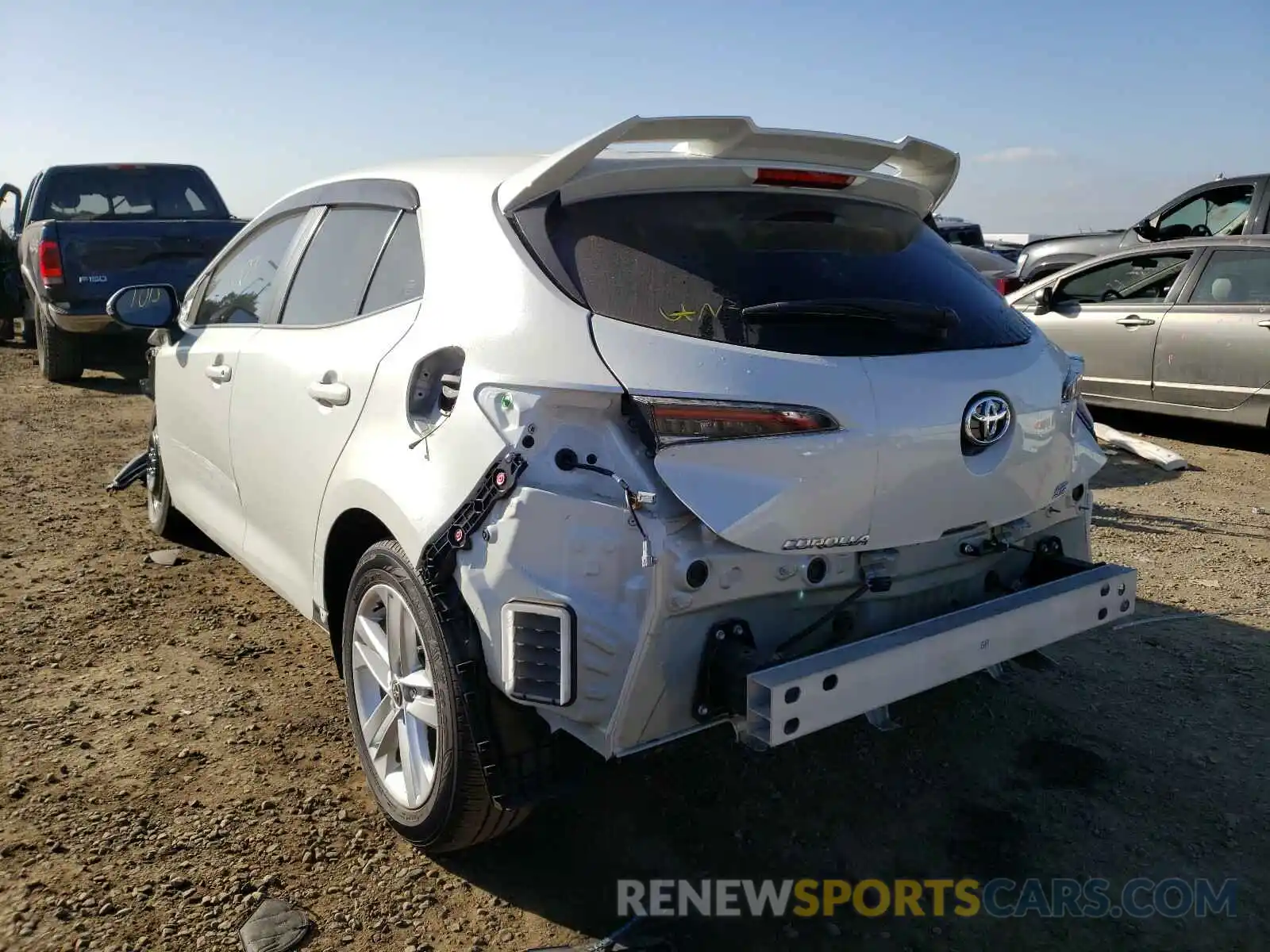 3 Photograph of a damaged car JTND4RBEXL3093028 TOYOTA COROLLA 2020