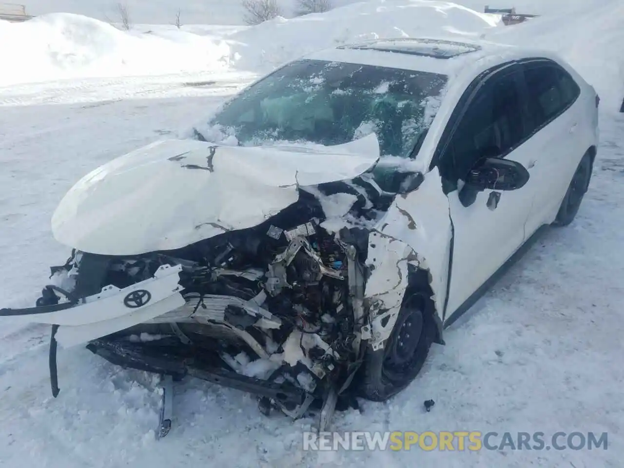 2 Photograph of a damaged car 5YFB4MBE6MP081272 TOYOTA COROLLA 2021