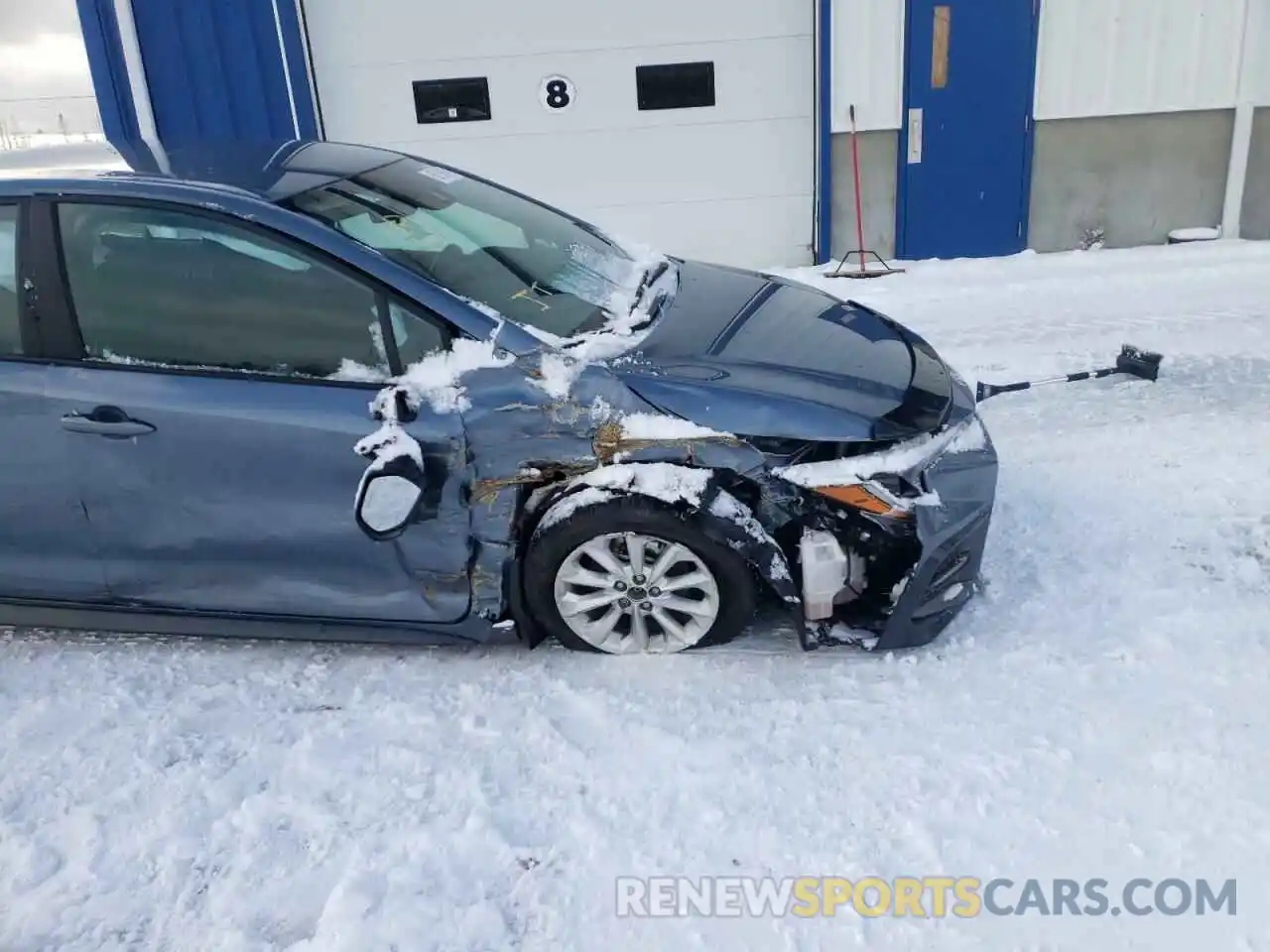 9 Photograph of a damaged car 5YFB4MBE7MP058678 TOYOTA COROLLA 2021