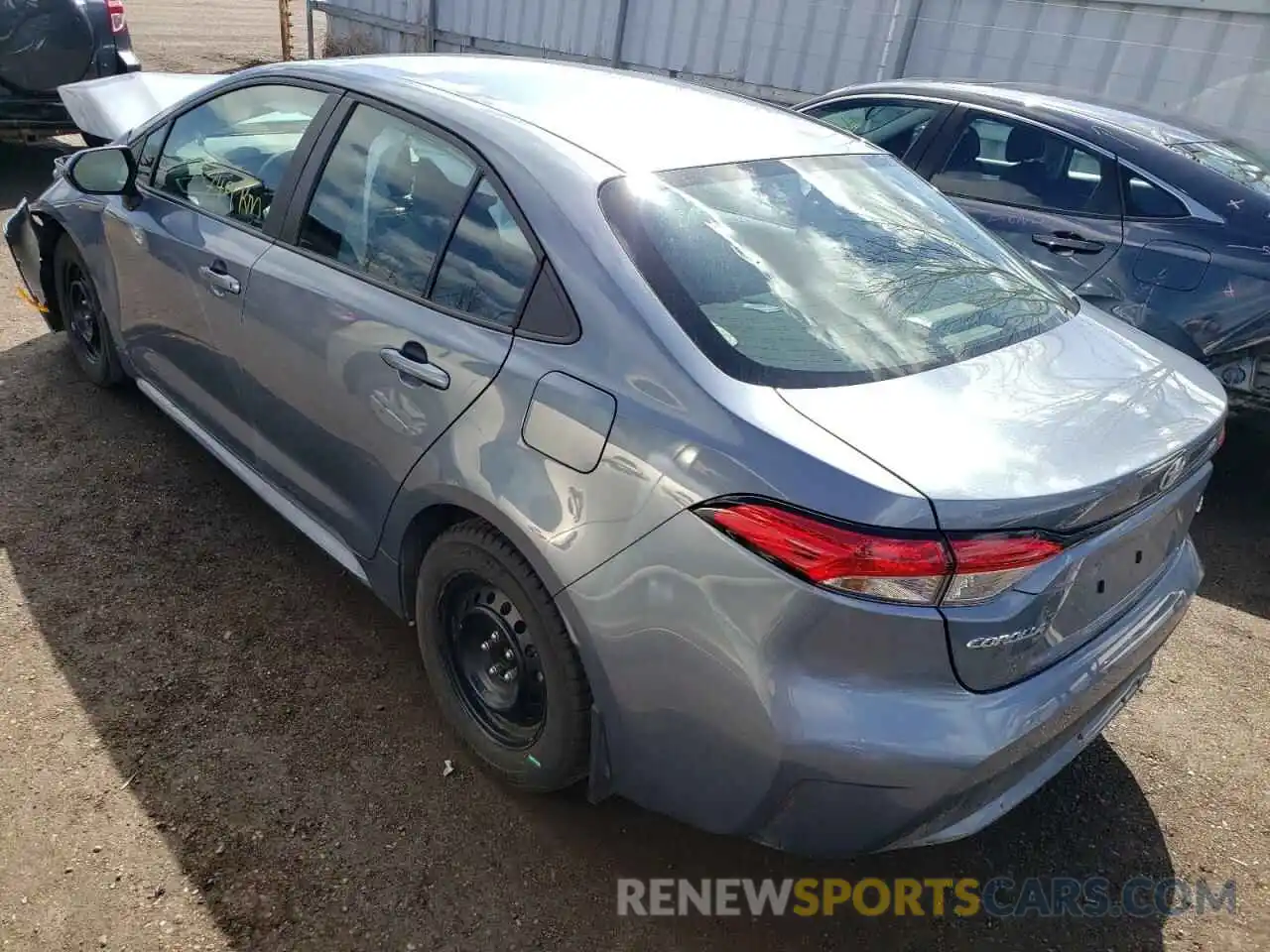 3 Photograph of a damaged car 5YFBPMBE0MP152053 TOYOTA COROLLA 2021