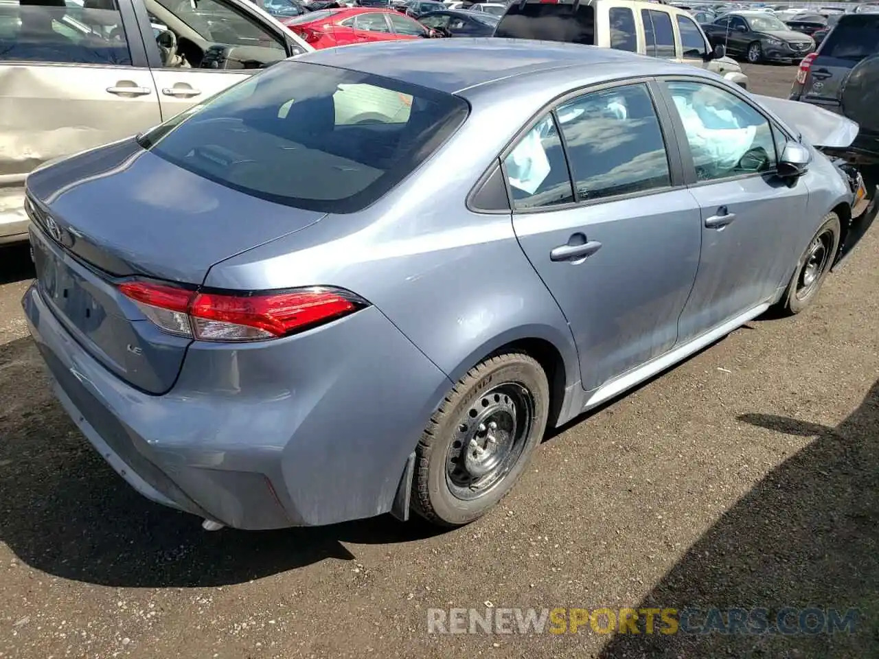 4 Photograph of a damaged car 5YFBPMBE0MP152053 TOYOTA COROLLA 2021