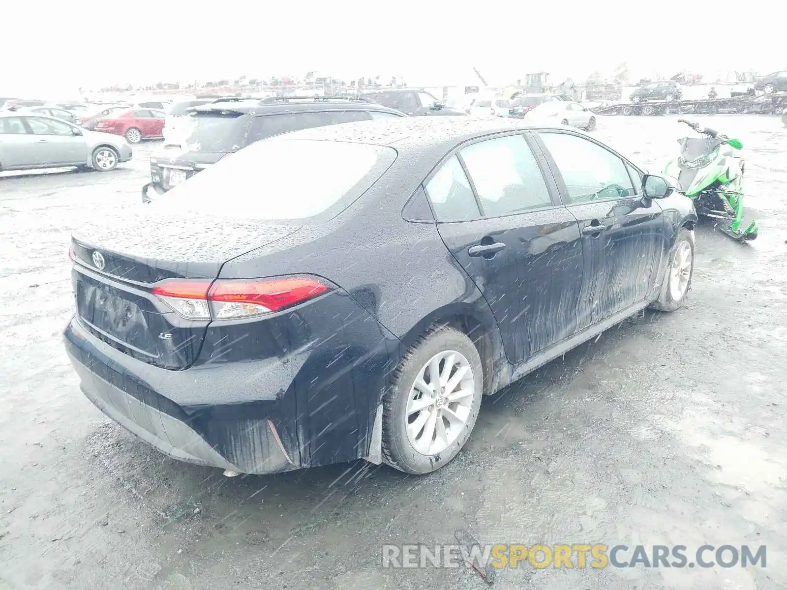 4 Photograph of a damaged car 5YFBPMBE6MP195196 TOYOTA COROLLA 2021