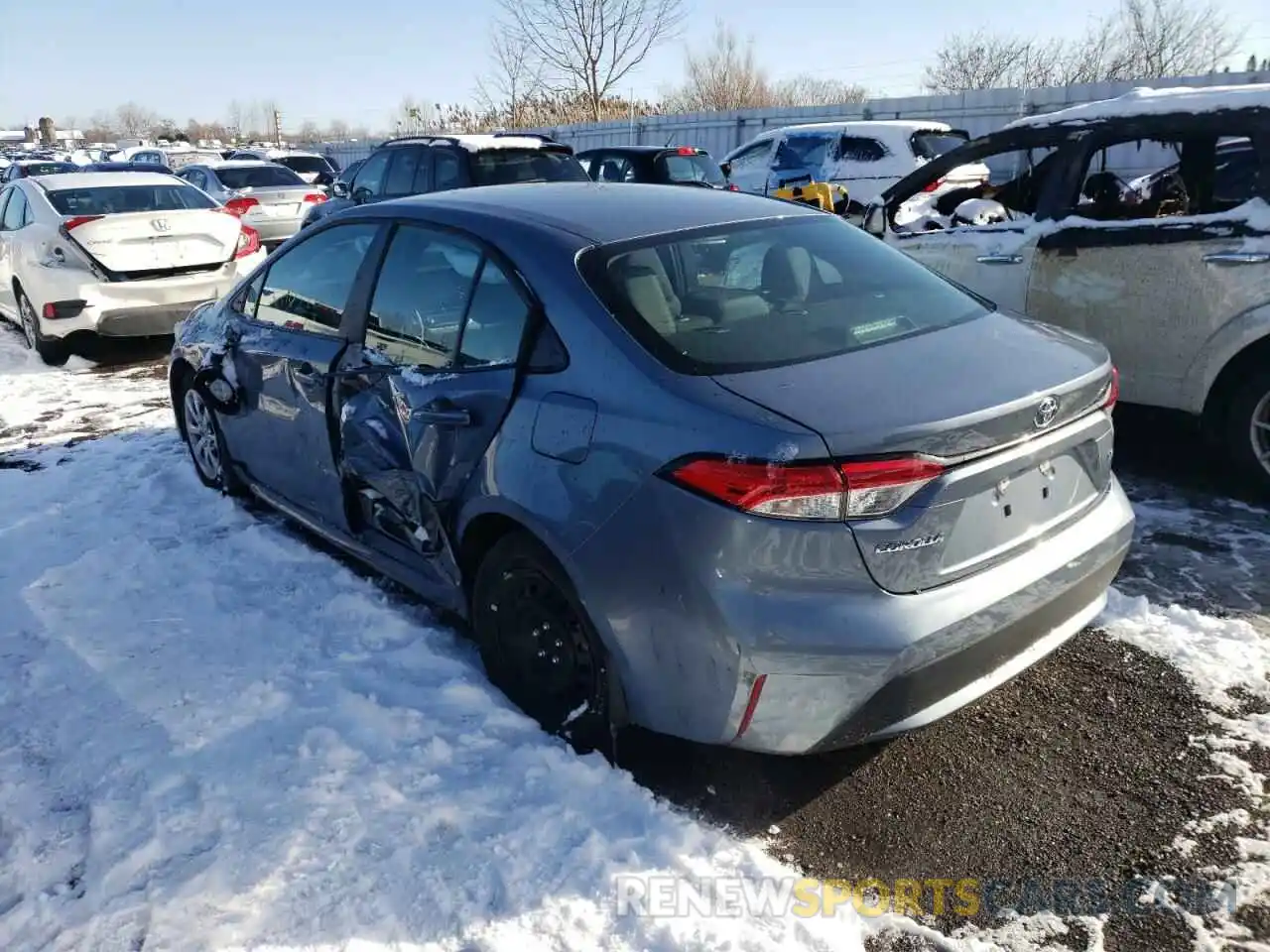 3 Photograph of a damaged car 5YFBPMBE6MP210697 TOYOTA COROLLA 2021