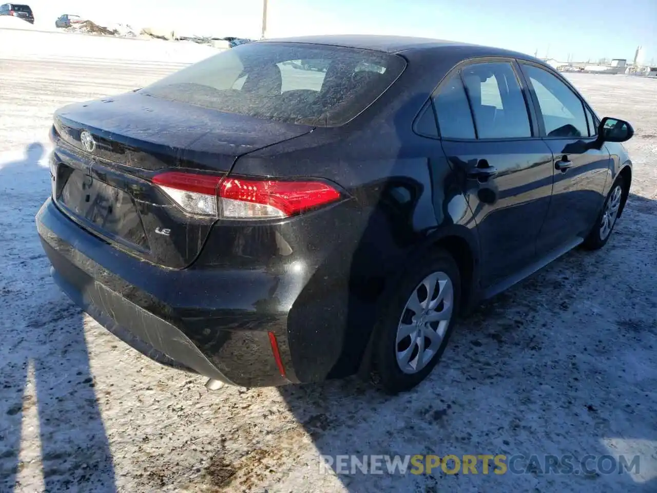 4 Photograph of a damaged car 5YFBPMBE8MP180313 TOYOTA COROLLA 2021