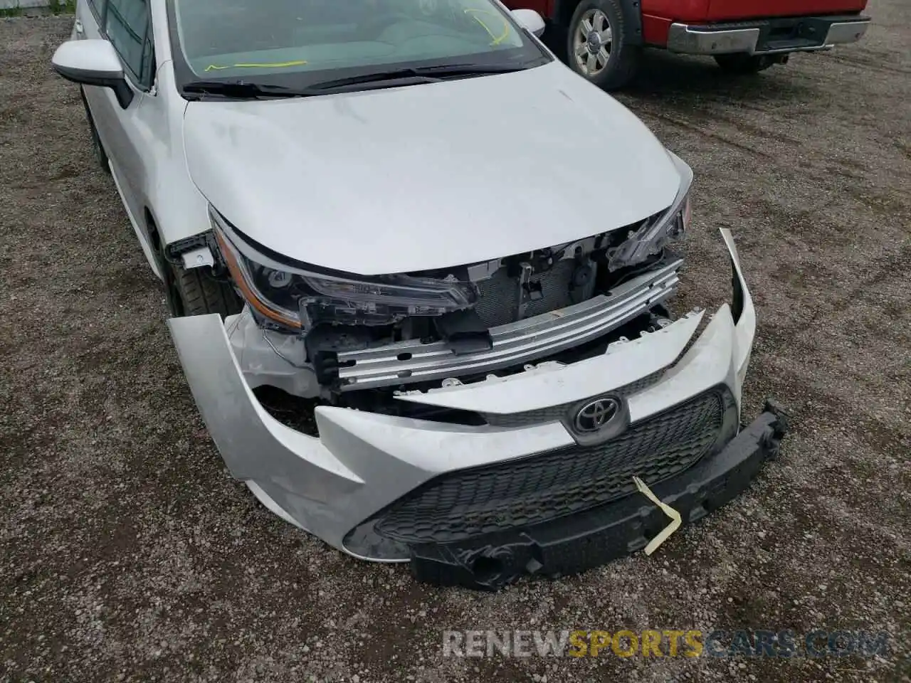 9 Photograph of a damaged car 5YFBPMBEXMP248255 TOYOTA COROLLA 2021