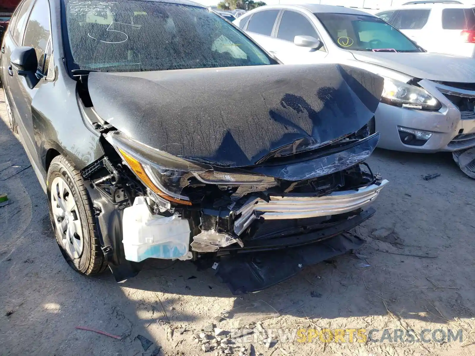 9 Photograph of a damaged car 5YFDPMAE0MP163290 TOYOTA COROLLA 2021