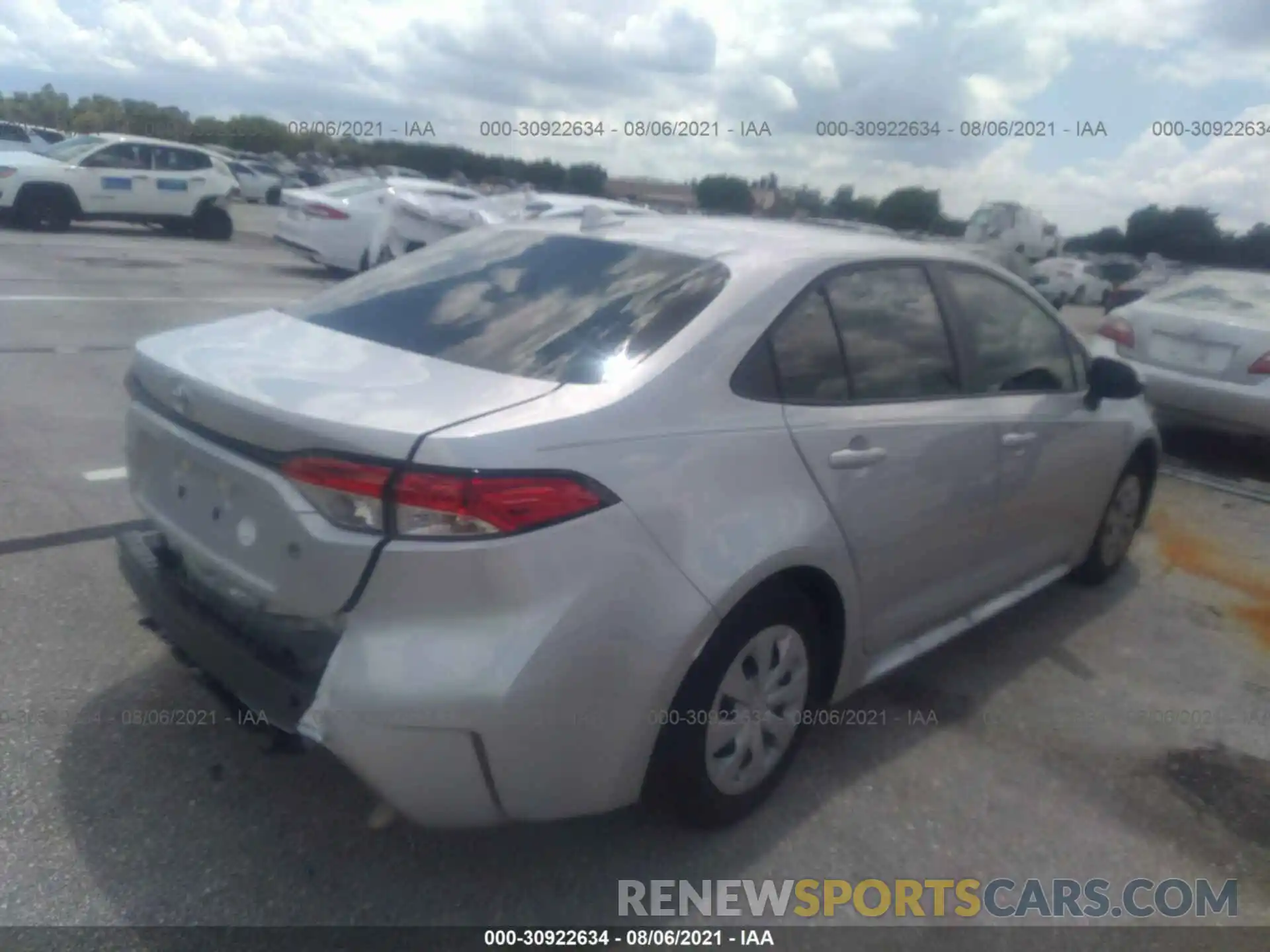 4 Photograph of a damaged car 5YFDPMAE1MP160480 TOYOTA COROLLA 2021