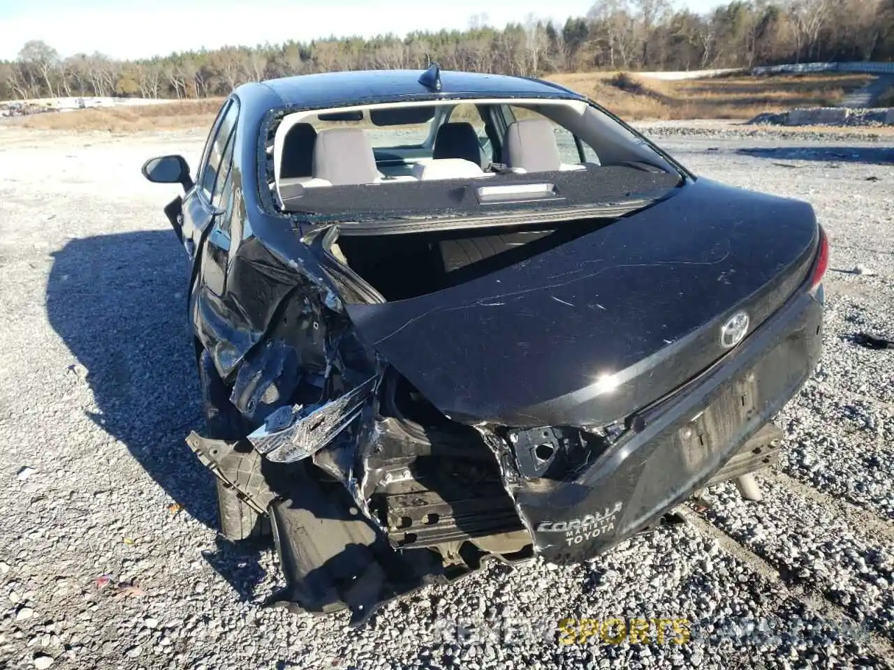 9 Photograph of a damaged car 5YFDPMAE1MP170894 TOYOTA COROLLA 2021