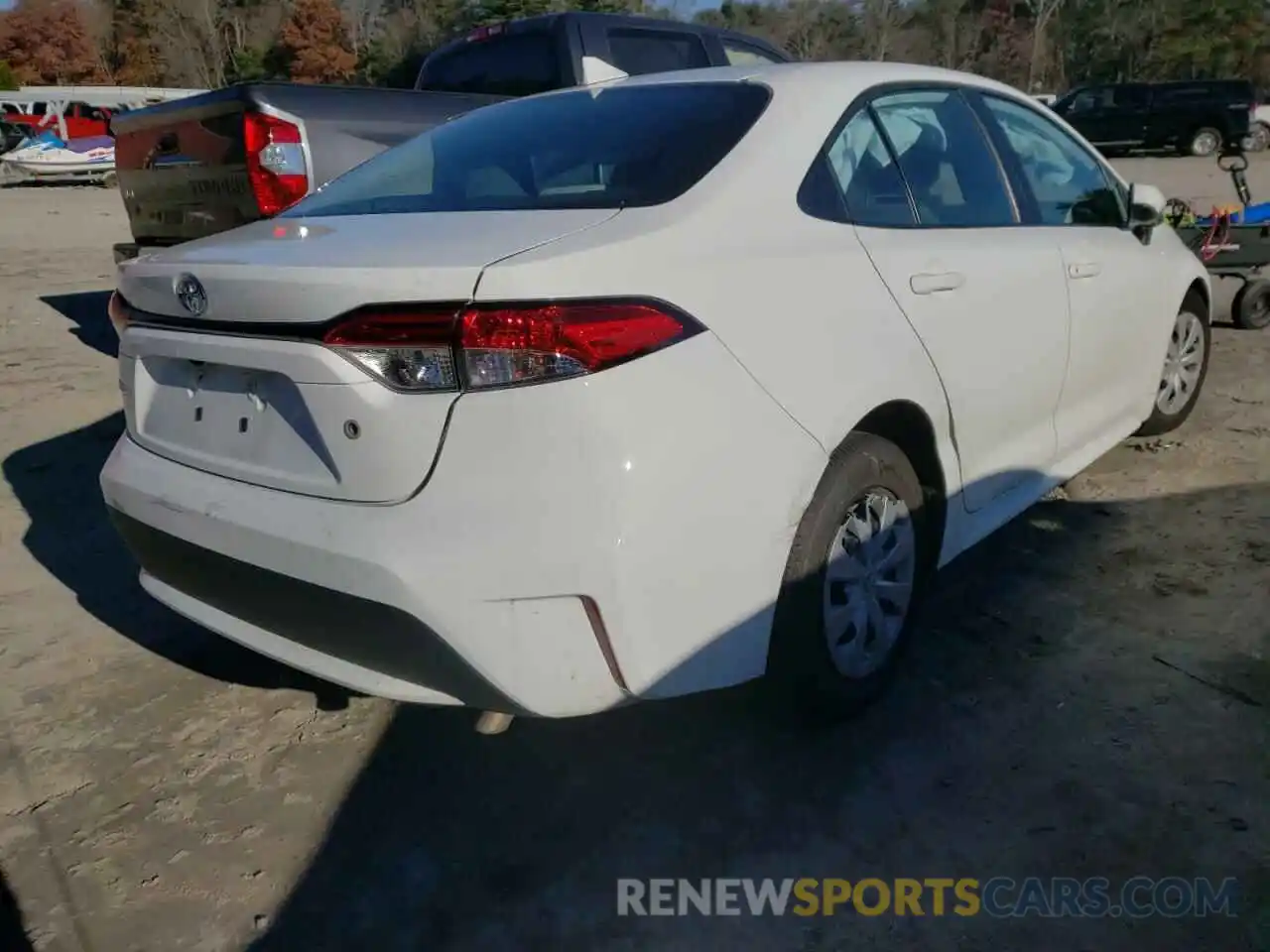 4 Photograph of a damaged car 5YFDPMAE6MP169644 TOYOTA COROLLA 2021