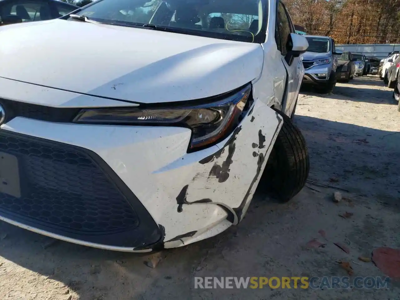 9 Photograph of a damaged car 5YFDPMAE6MP169644 TOYOTA COROLLA 2021