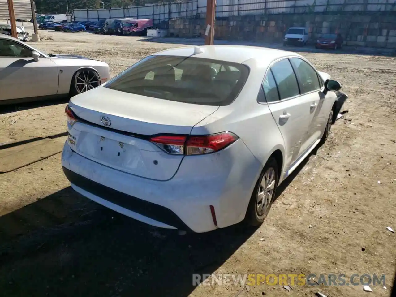 4 Photograph of a damaged car 5YFDPMAE7MP170818 TOYOTA COROLLA 2021