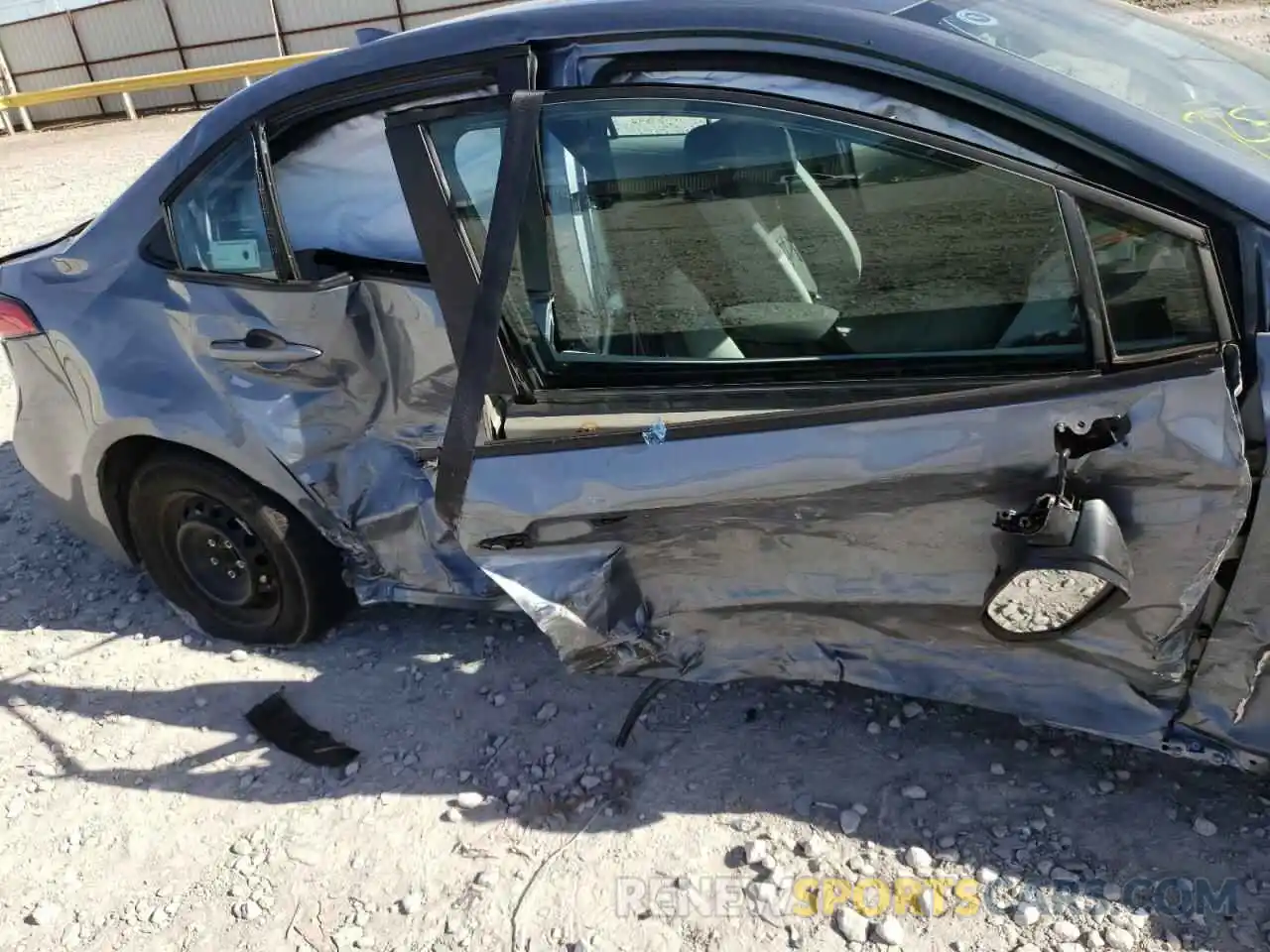 9 Photograph of a damaged car 5YFDPMAE7MP199848 TOYOTA COROLLA 2021