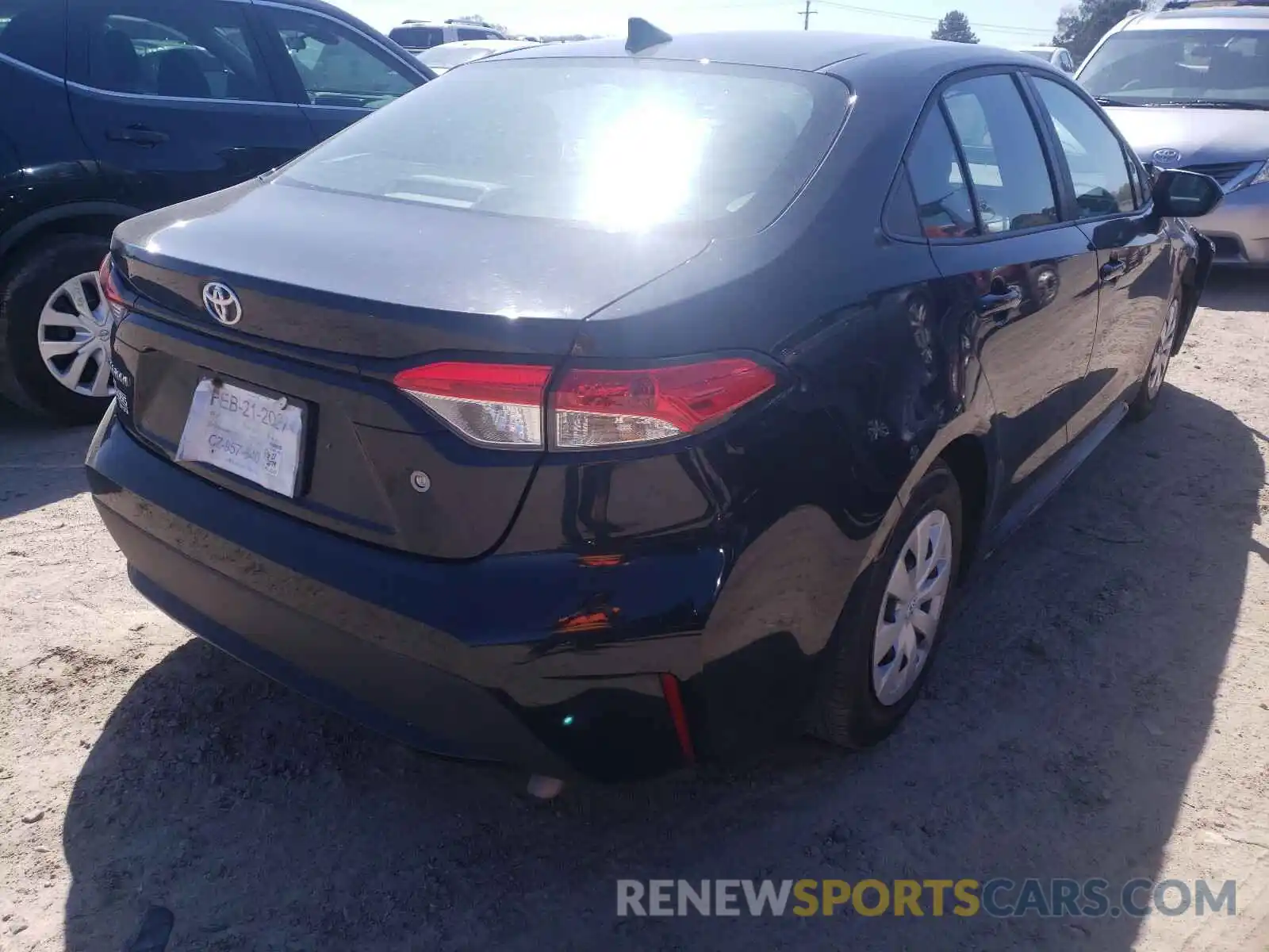 4 Photograph of a damaged car 5YFDPMAE8MP202207 TOYOTA COROLLA 2021