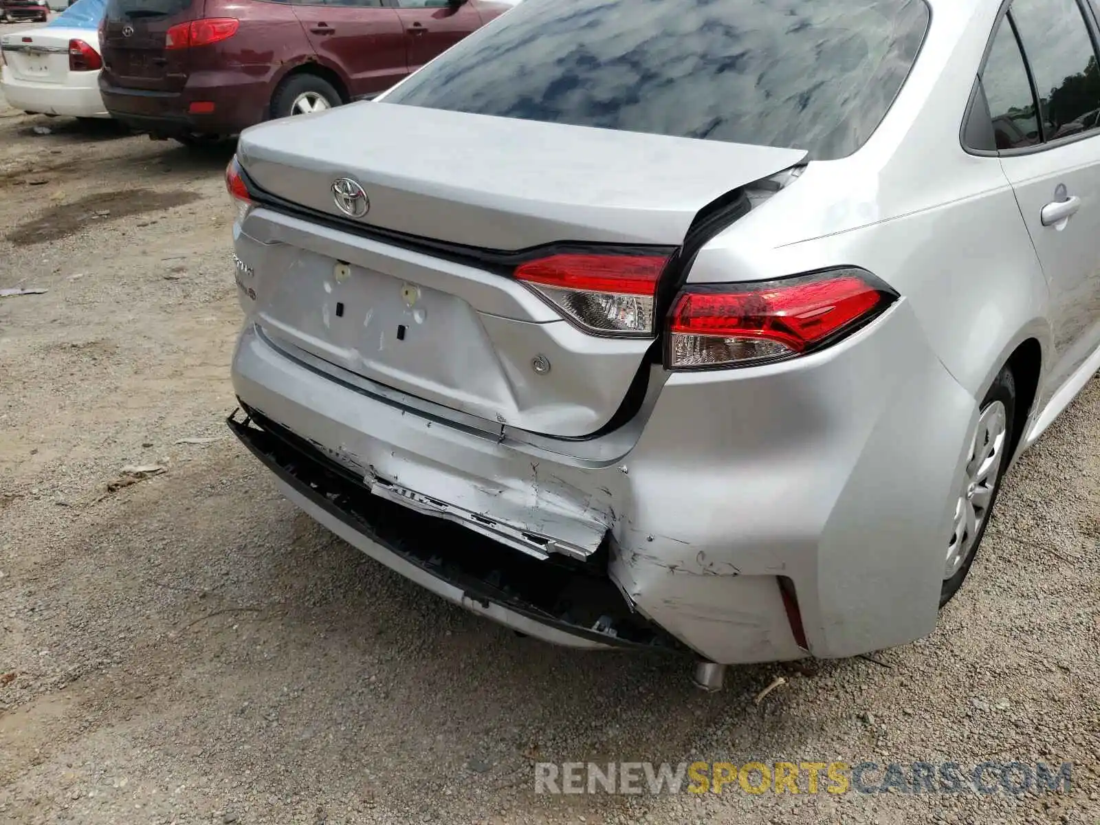 9 Photograph of a damaged car 5YFDPMAE8MP232677 TOYOTA COROLLA 2021