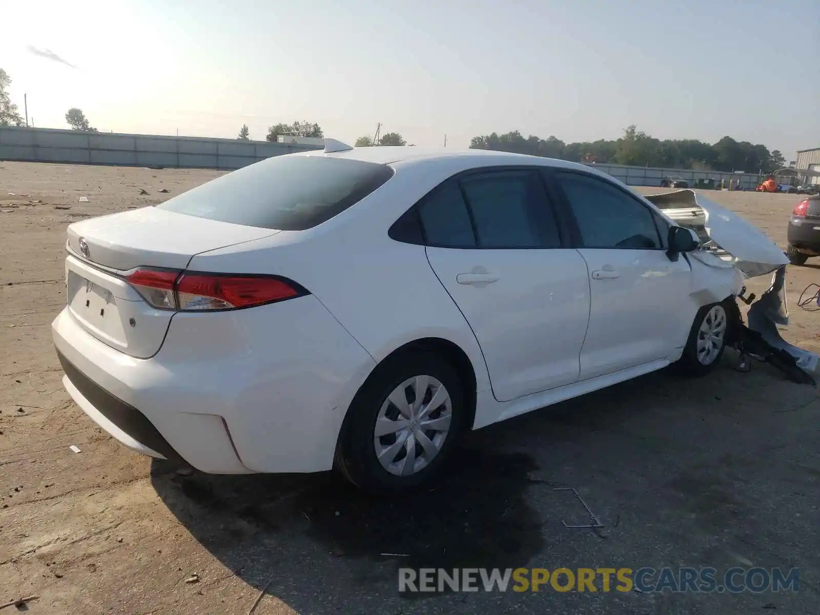 4 Photograph of a damaged car 5YFDPMAEXMP190111 TOYOTA COROLLA 2021