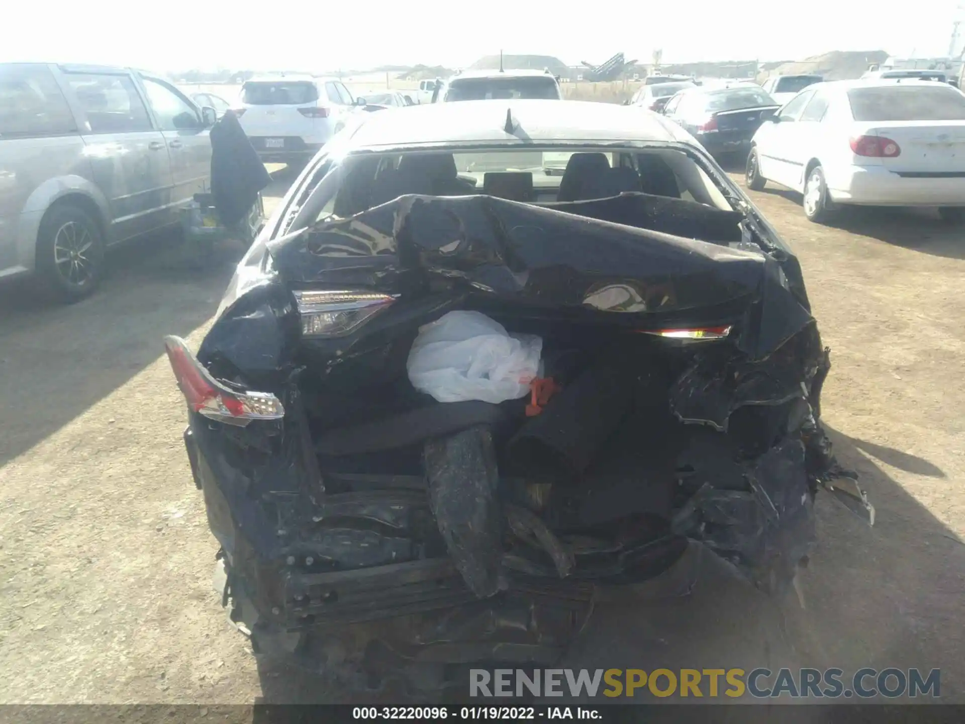 6 Photograph of a damaged car 5YFDPMAEXMP267124 TOYOTA COROLLA 2021