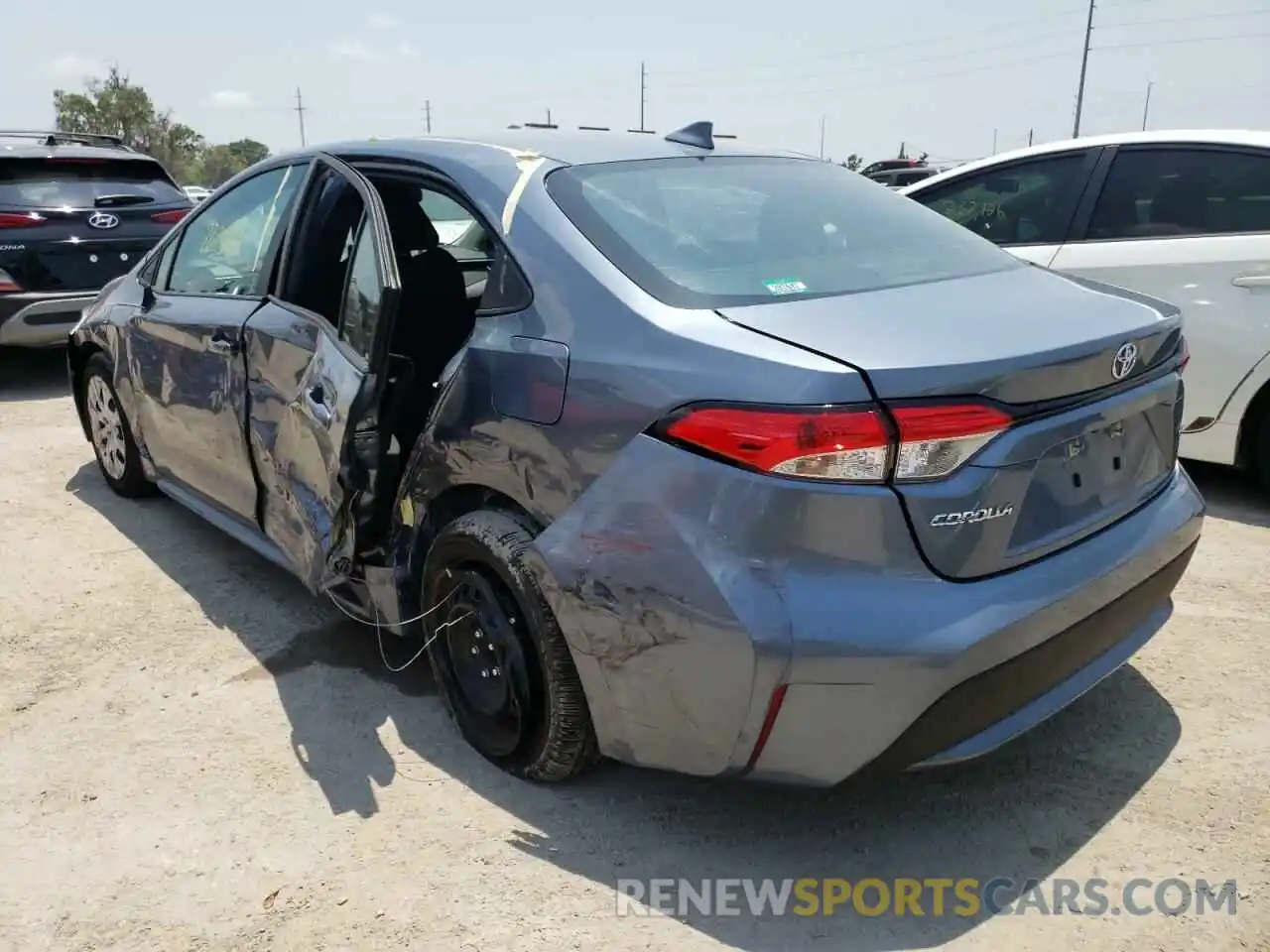 3 Photograph of a damaged car 5YFEPMAE0MP152813 TOYOTA COROLLA 2021