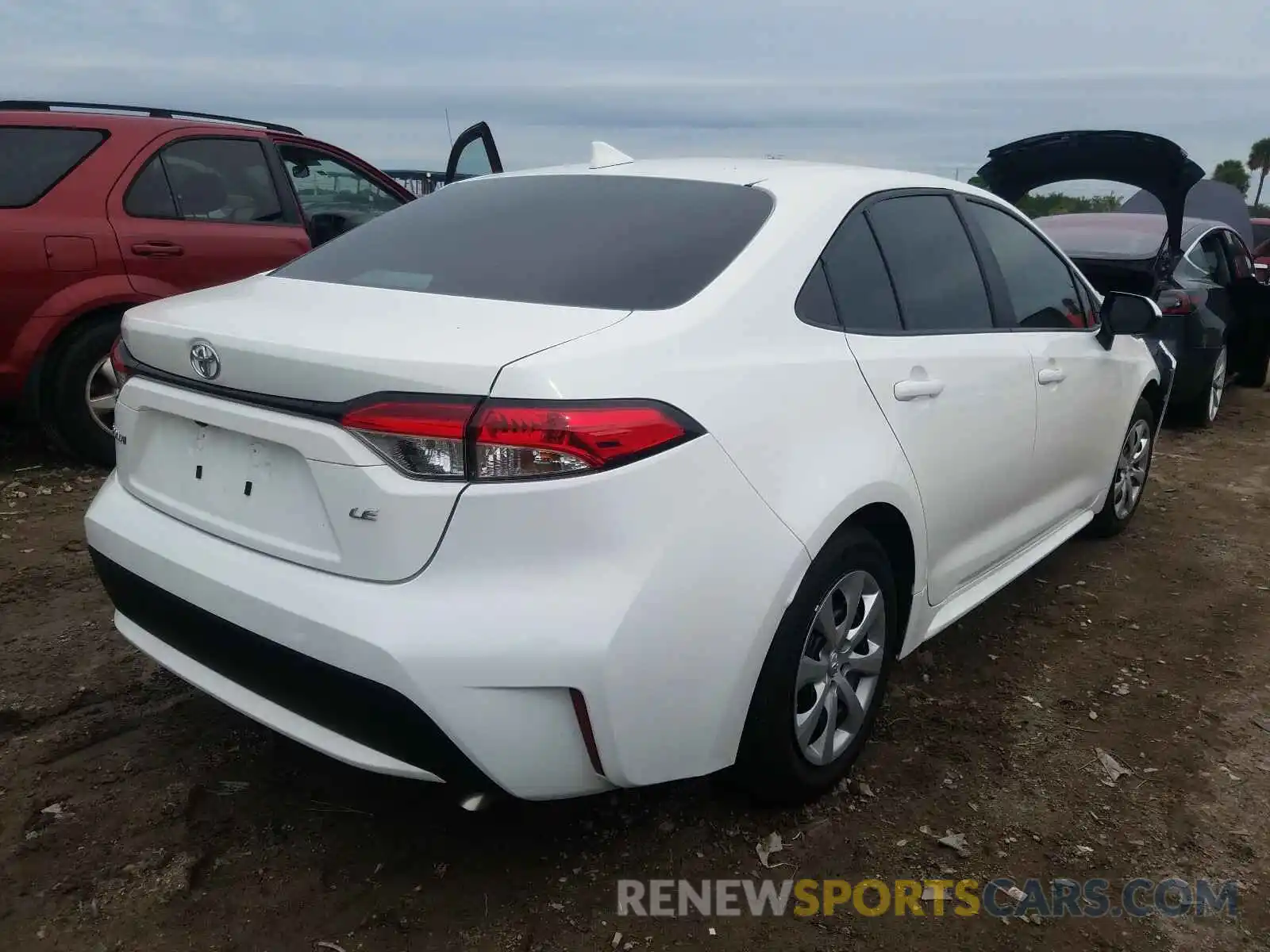 4 Photograph of a damaged car 5YFEPMAE0MP153346 TOYOTA COROLLA 2021