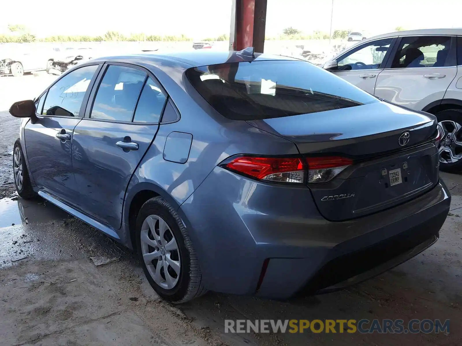 3 Photograph of a damaged car 5YFEPMAE0MP157350 TOYOTA COROLLA 2021