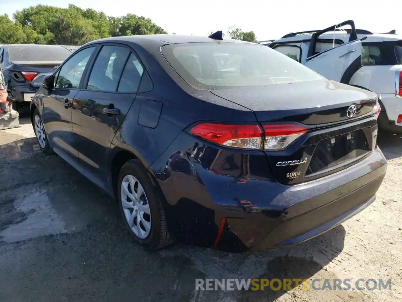 3 Photograph of a damaged car 5YFEPMAE0MP159048 TOYOTA COROLLA 2021