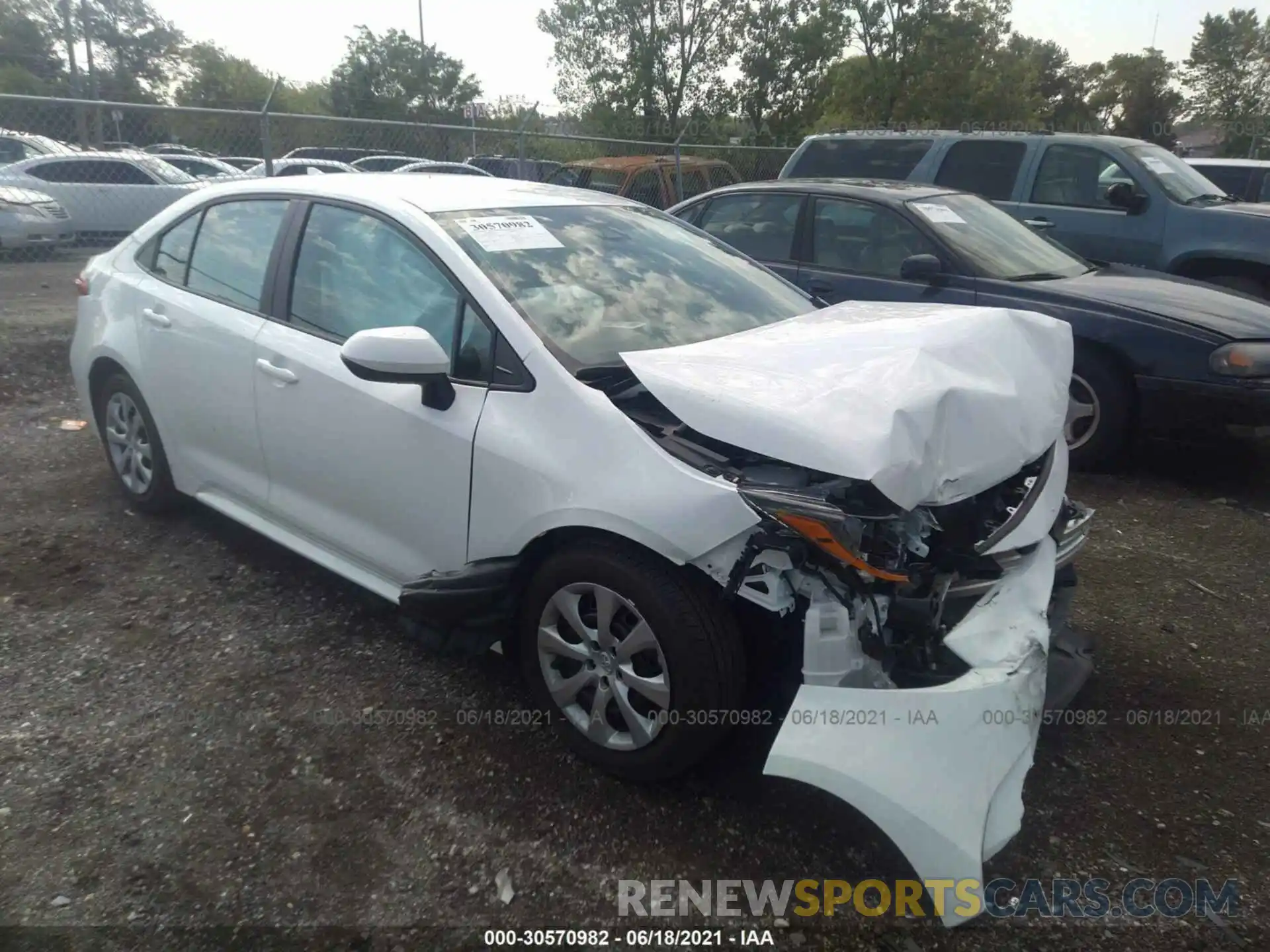 1 Photograph of a damaged car 5YFEPMAE0MP161141 TOYOTA COROLLA 2021